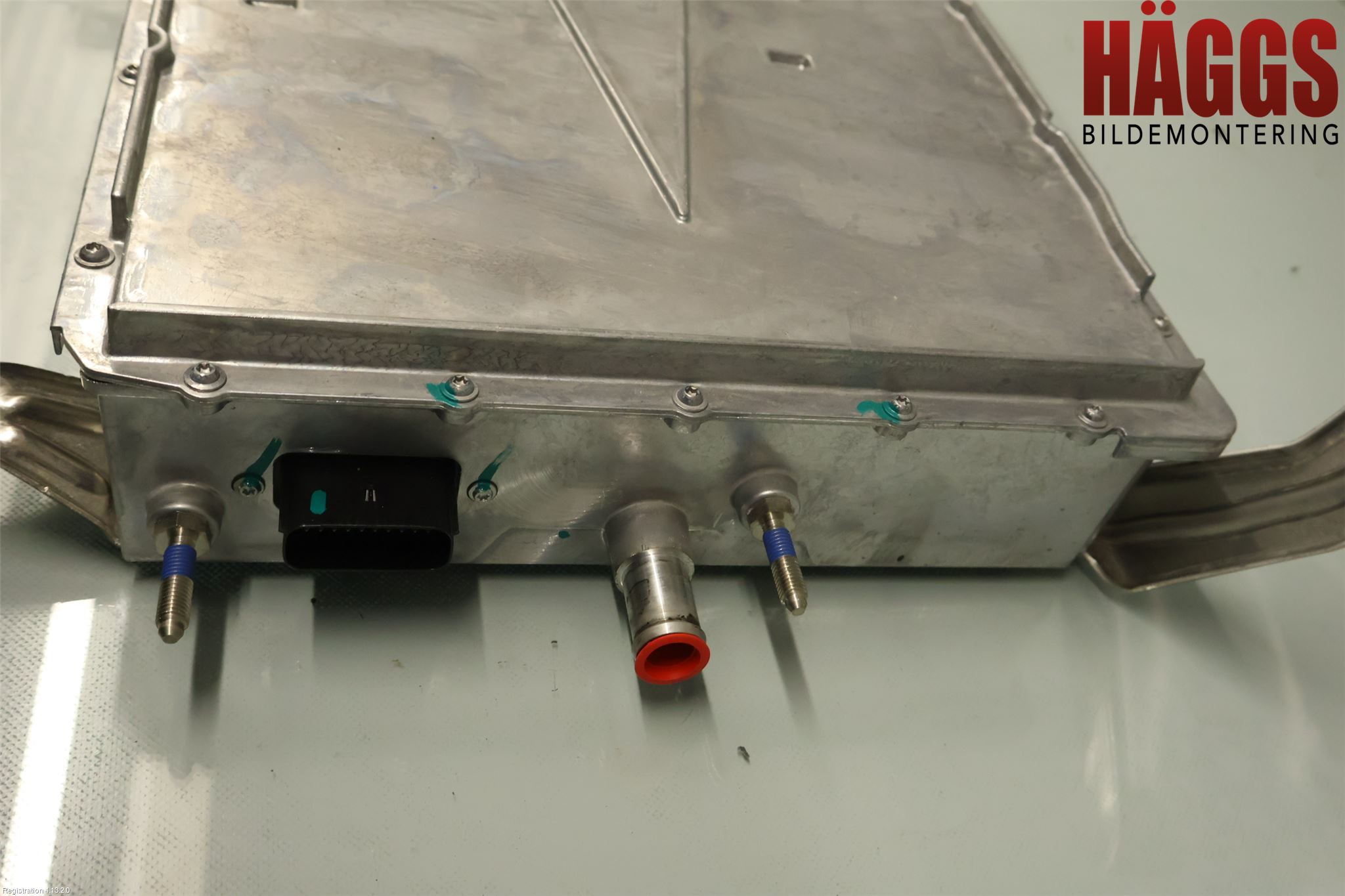 Tesla MODEL S 13- Batteriladdare Högspänning
