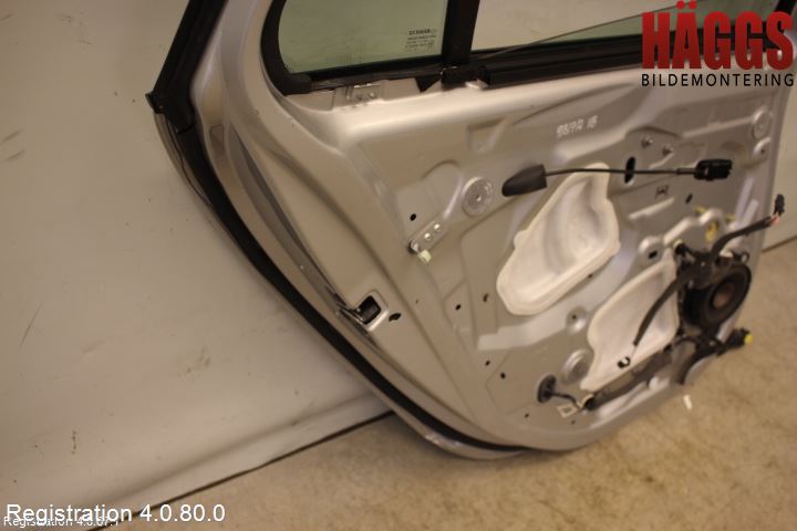 Renault MEGANE III 09-15 Dörr Bak Vänster