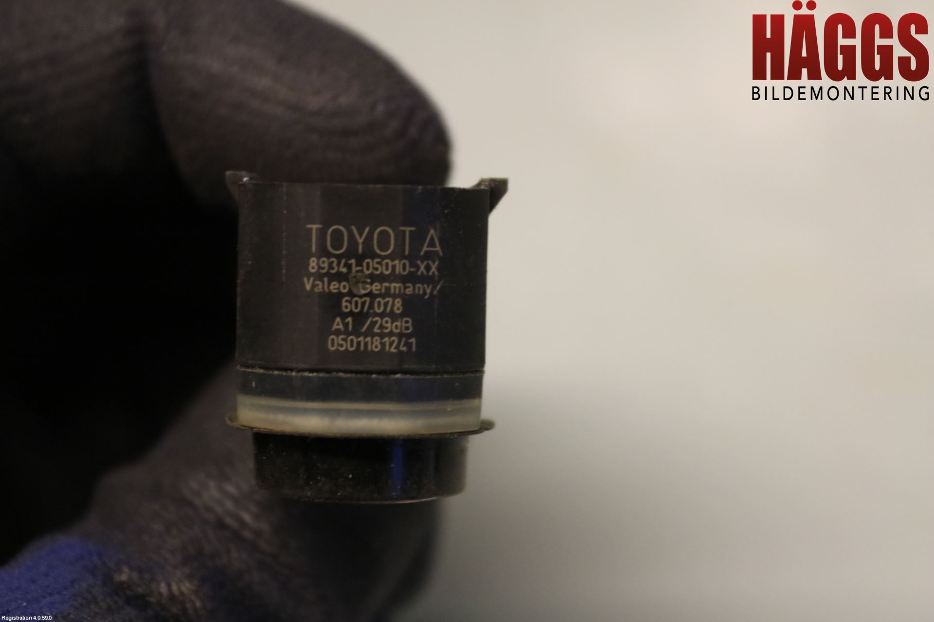 Toyota AURIS 13-19 Parkeringshjälp Frontsensor