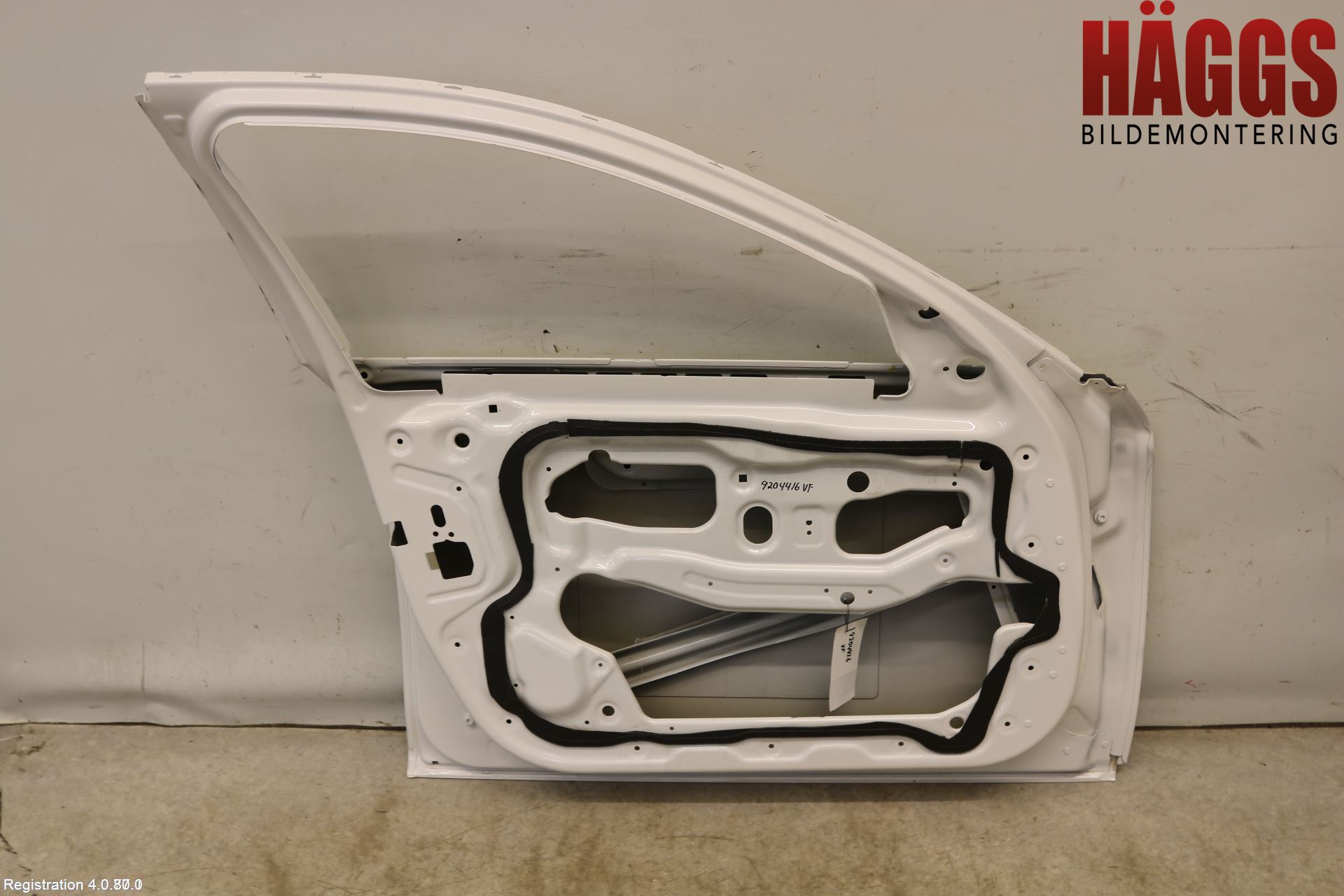 BMW 5 F10/F11/F18 09-17 Dörr Fram Vänster