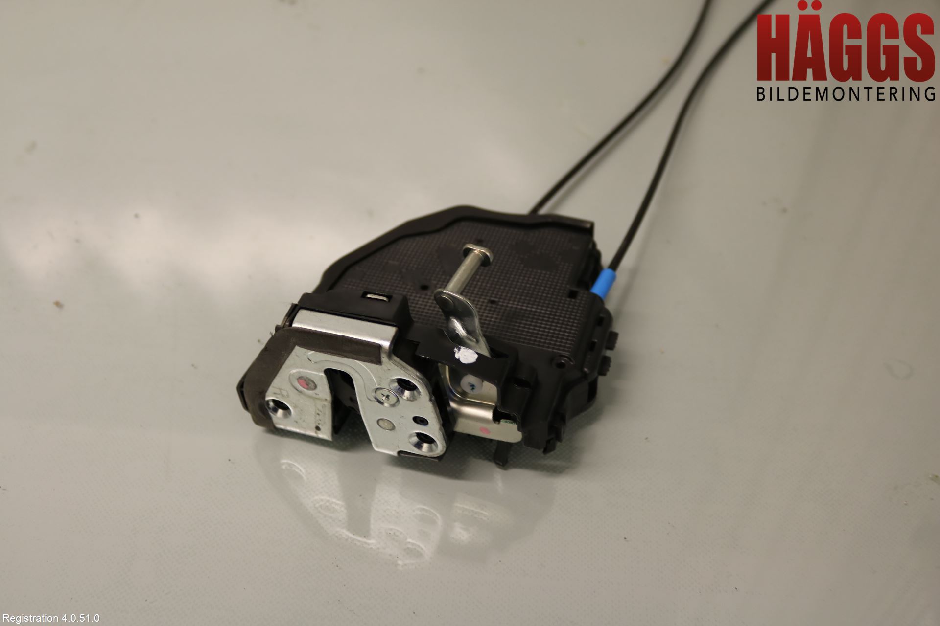 Toyota AURIS 13-19 Låskista-Dörrlås