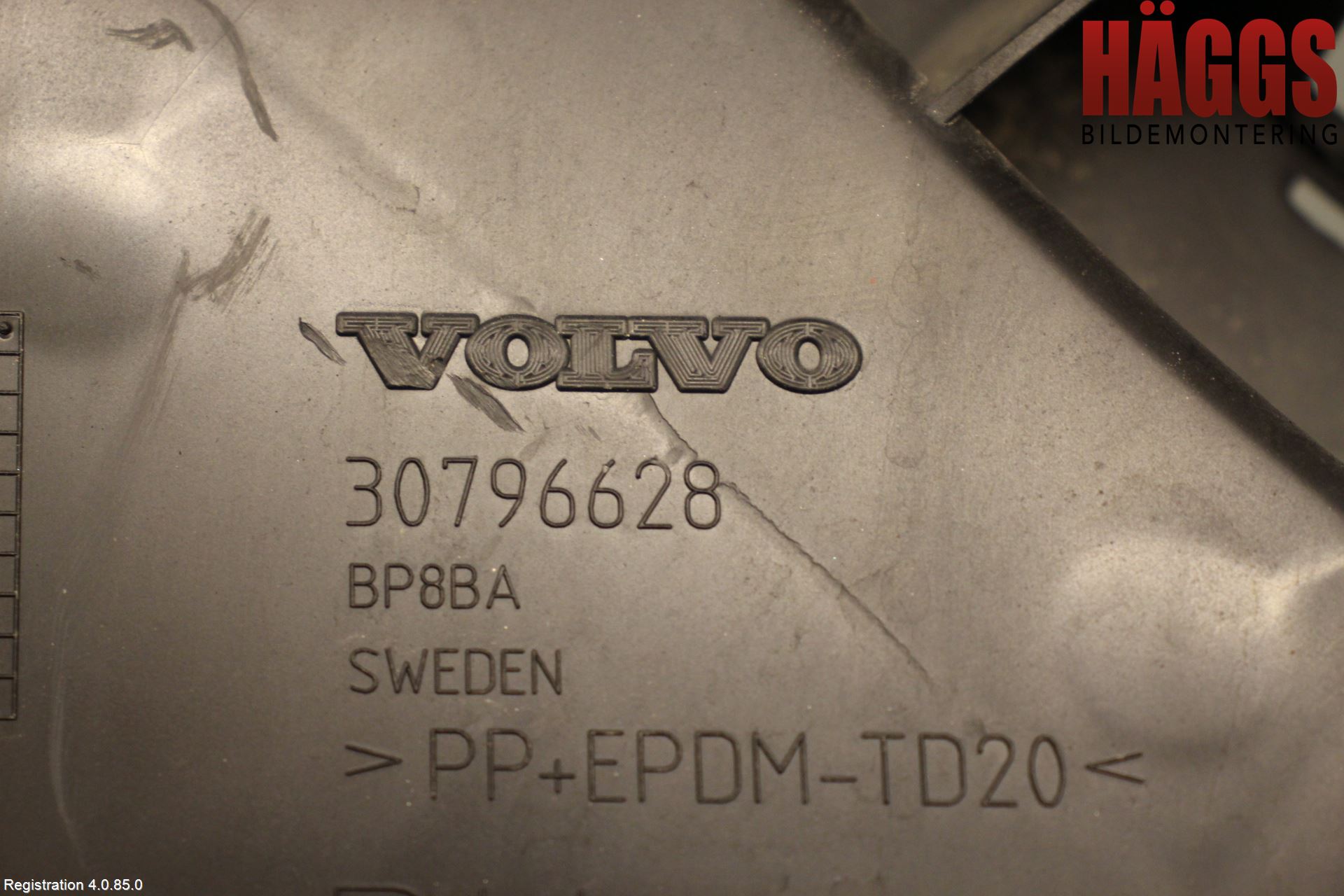 Volvo S60 11-13 Stötfångarfäste Bak Hö