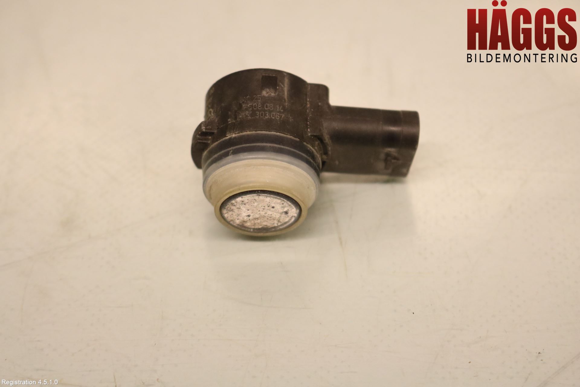 Mercedes-Benz MB E-KLASS (W212) 09-16 Parkeringshjälp Frontsensor
