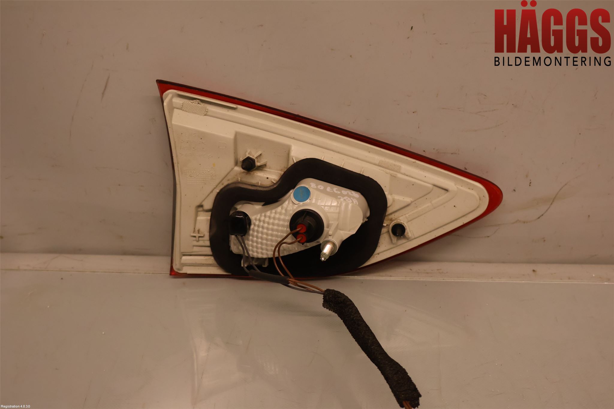 Ford KUGA 13-16 Bakljus Lucka Hö