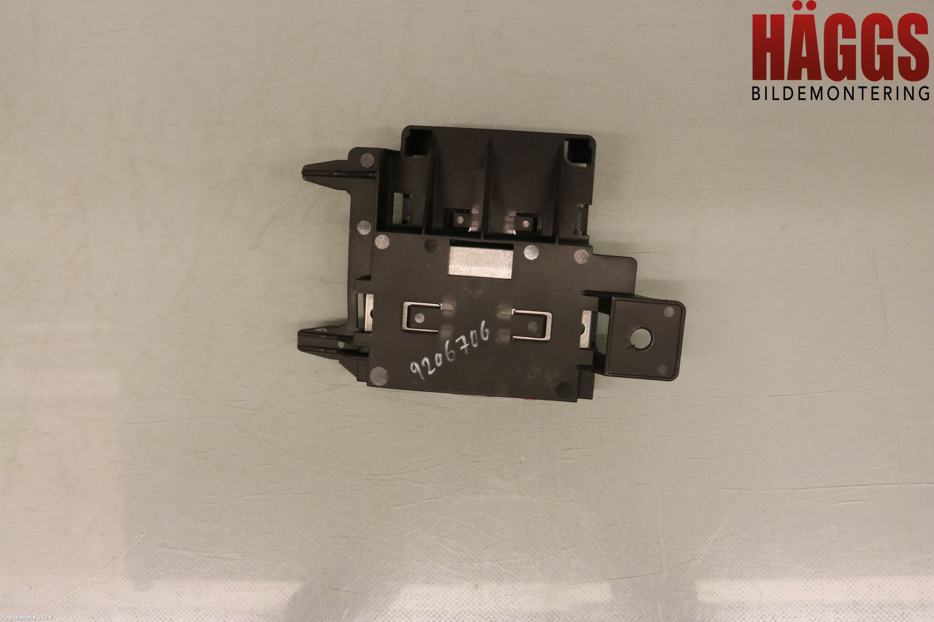 Volkswagen VW TOUAREG CR 18- Antennförstärkare