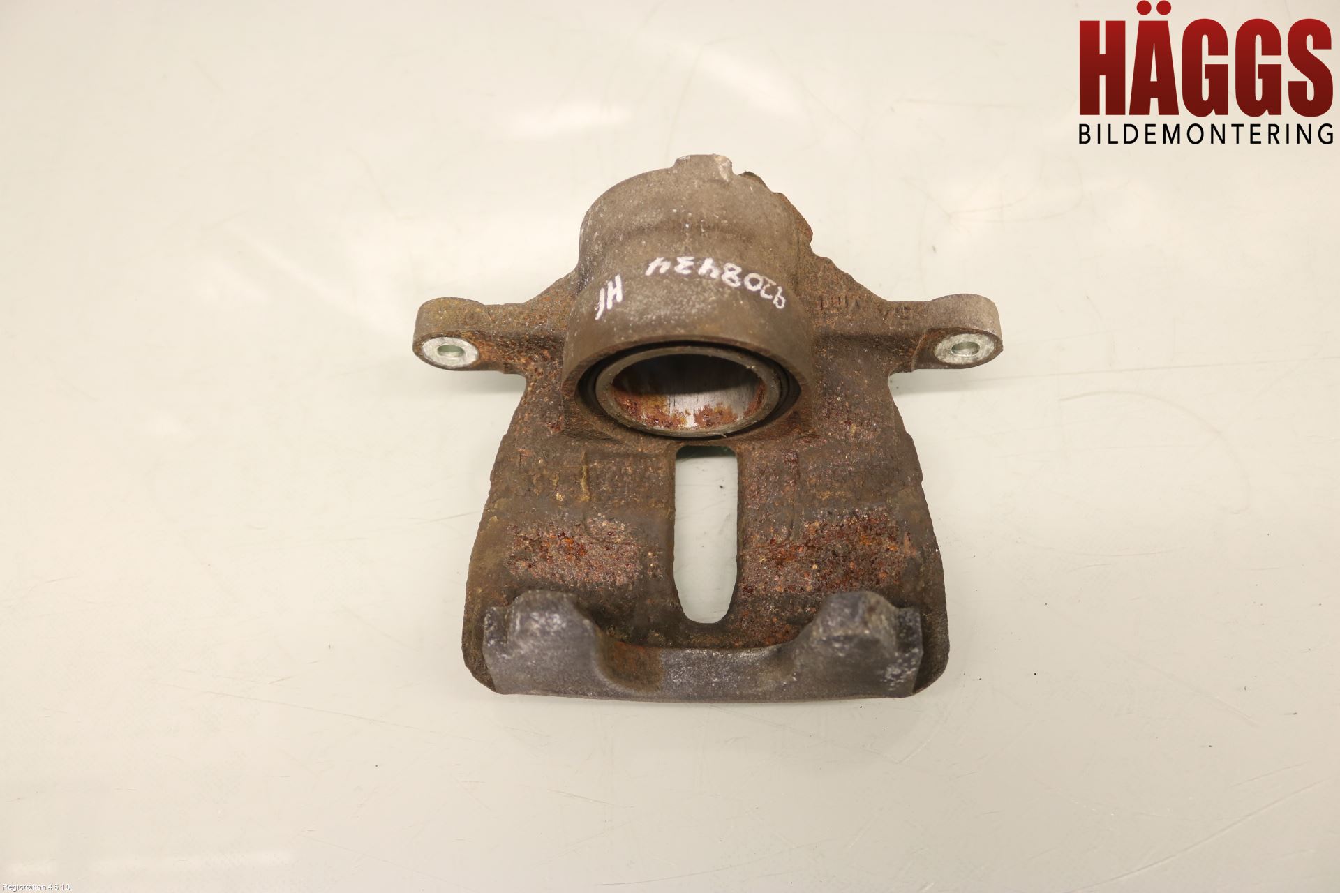 Peugeot 2008/E-2008 20- Bromsok Fram Höger