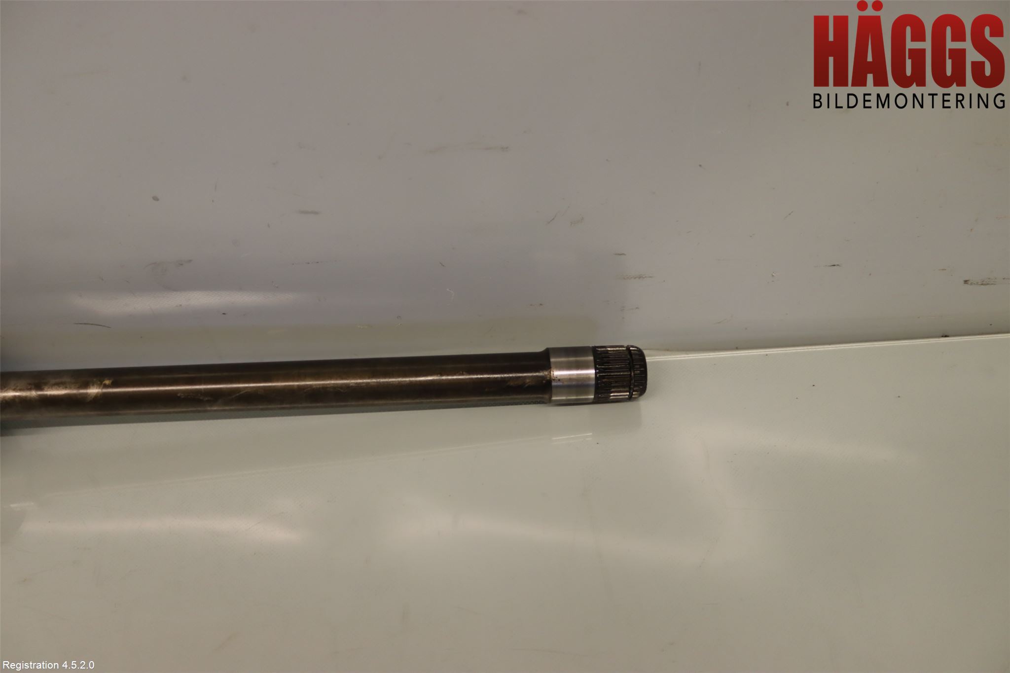 BMW X1 E84 10-15 Drivaxel Fram Höger