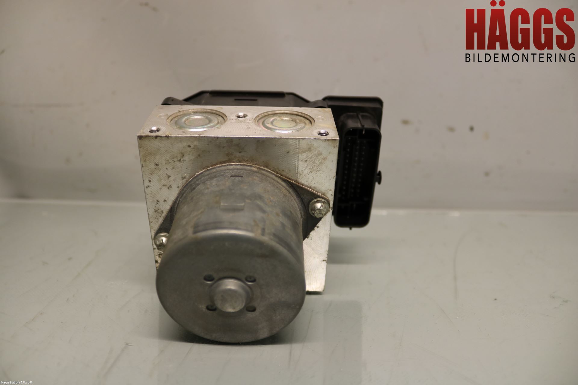 Volkswagen VW PASSAT 15-19 Abs Hydraulaggregat