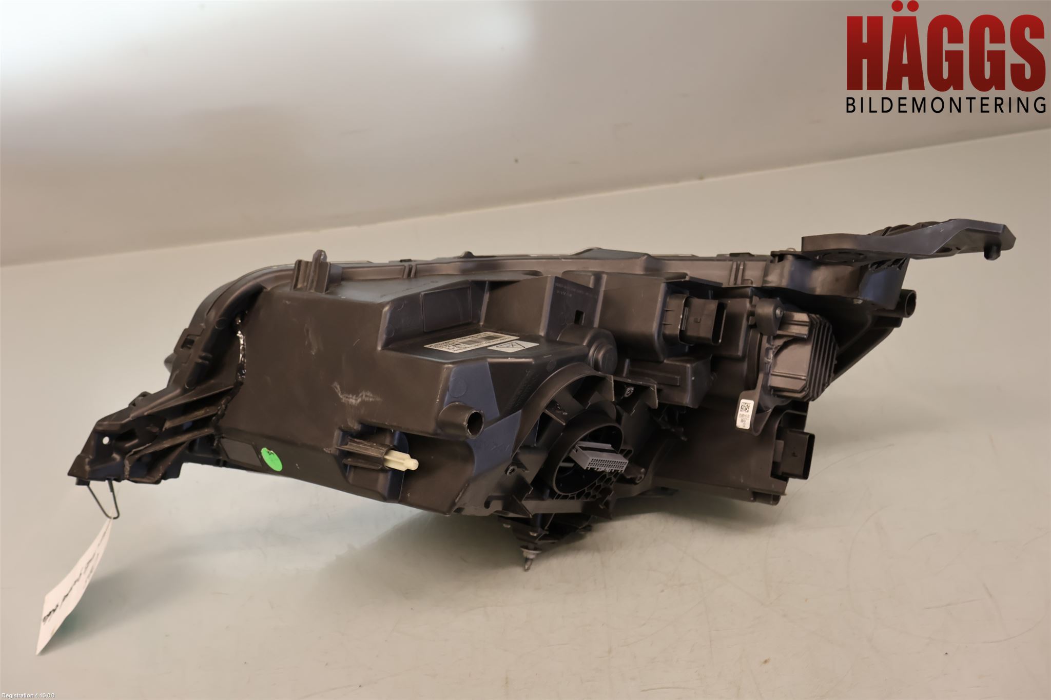 Peugeot 208/E-208 20- Strålkastare Höger