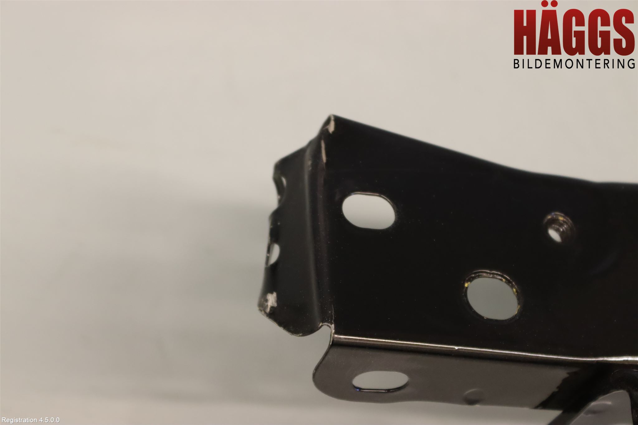 Nissan JUKE 14-19 Kylarfäste-Ram-Balk