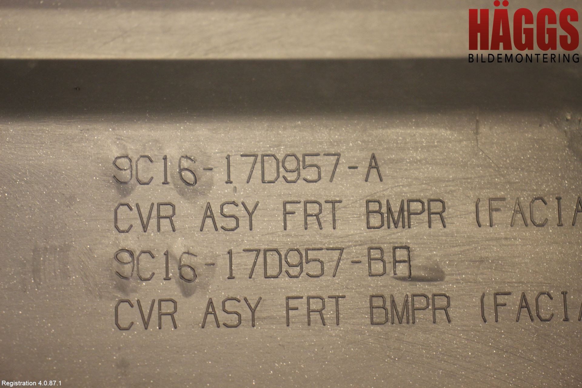 Ford TRANSIT    06-13 Stötfångardel Fram Mitt