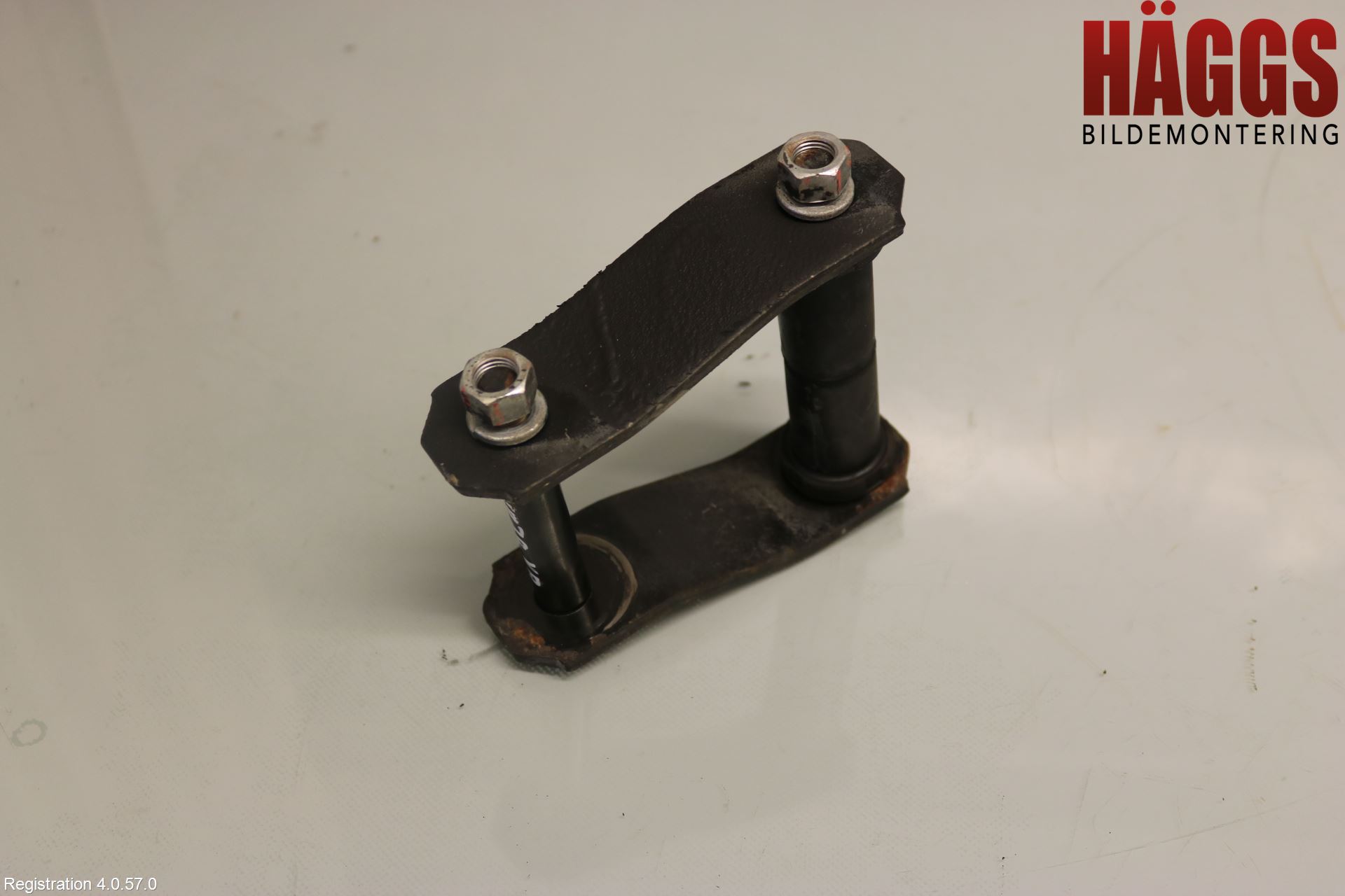 Fiat FULLBACK 16-19 Bladfjäderhänke Bak