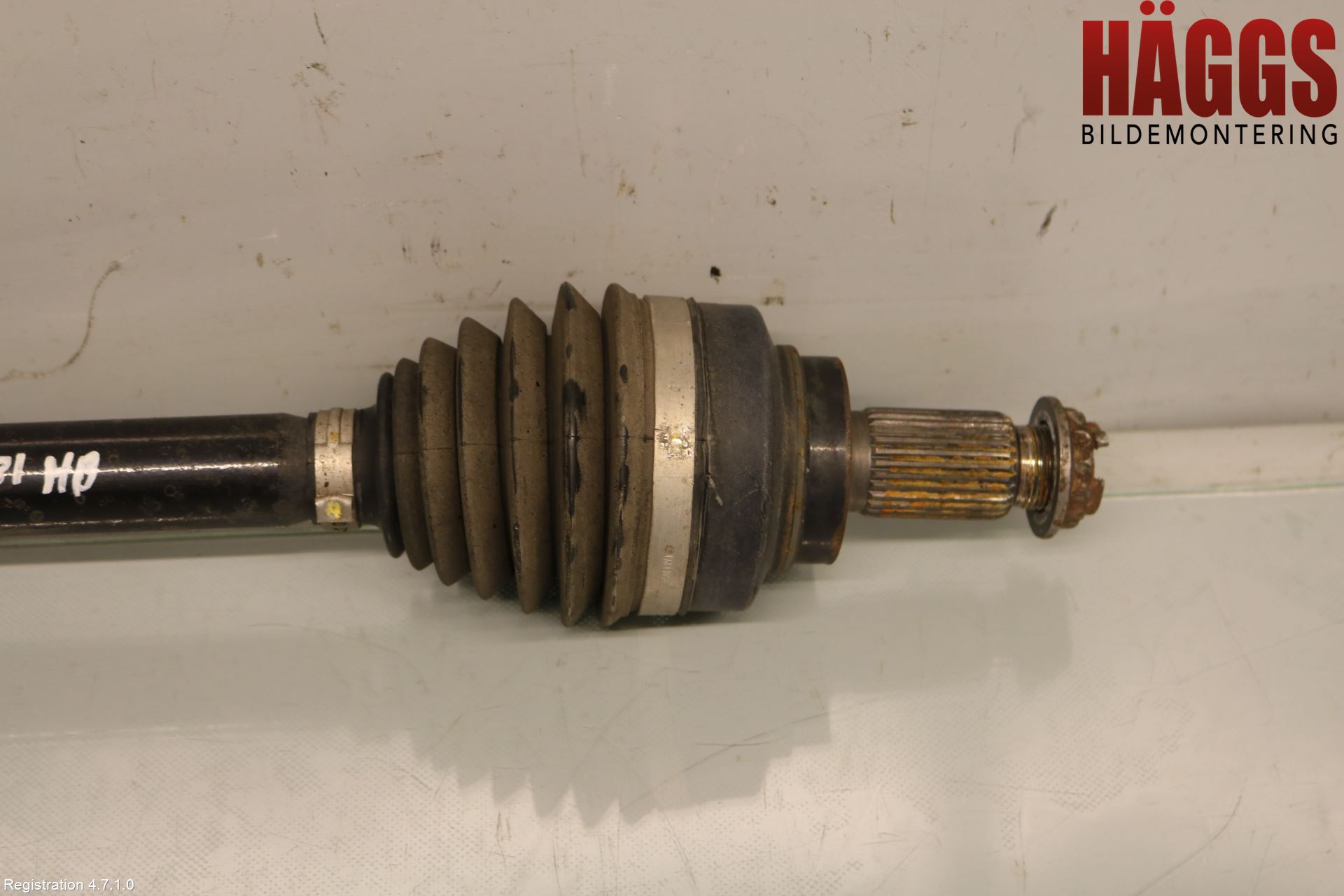 BMW 3 F30/F31/F80 12-19 Drivaxel Bak Höger
