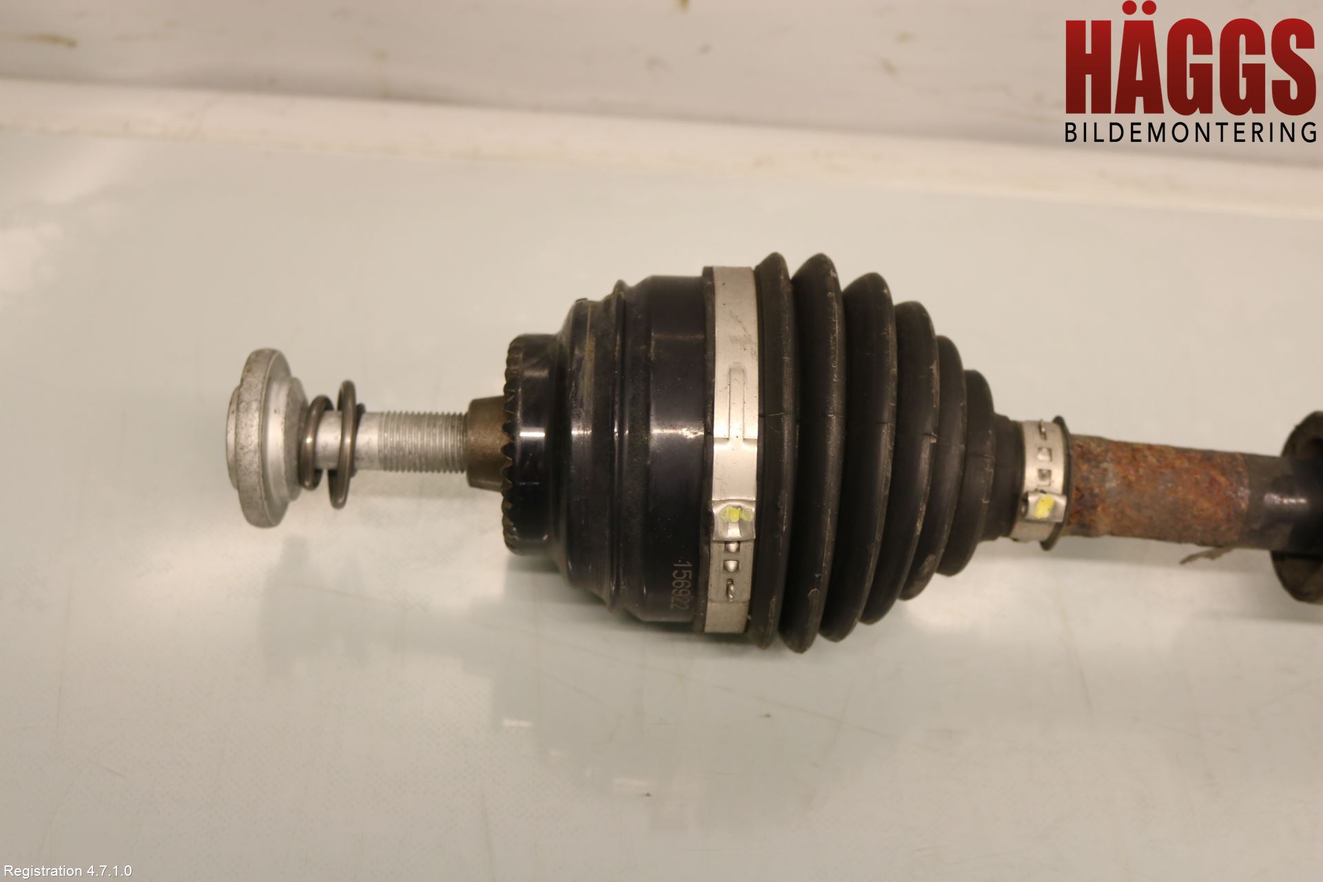 Mini COOPER CLUBMAN F54 16- Drivaxel Fram Vänster