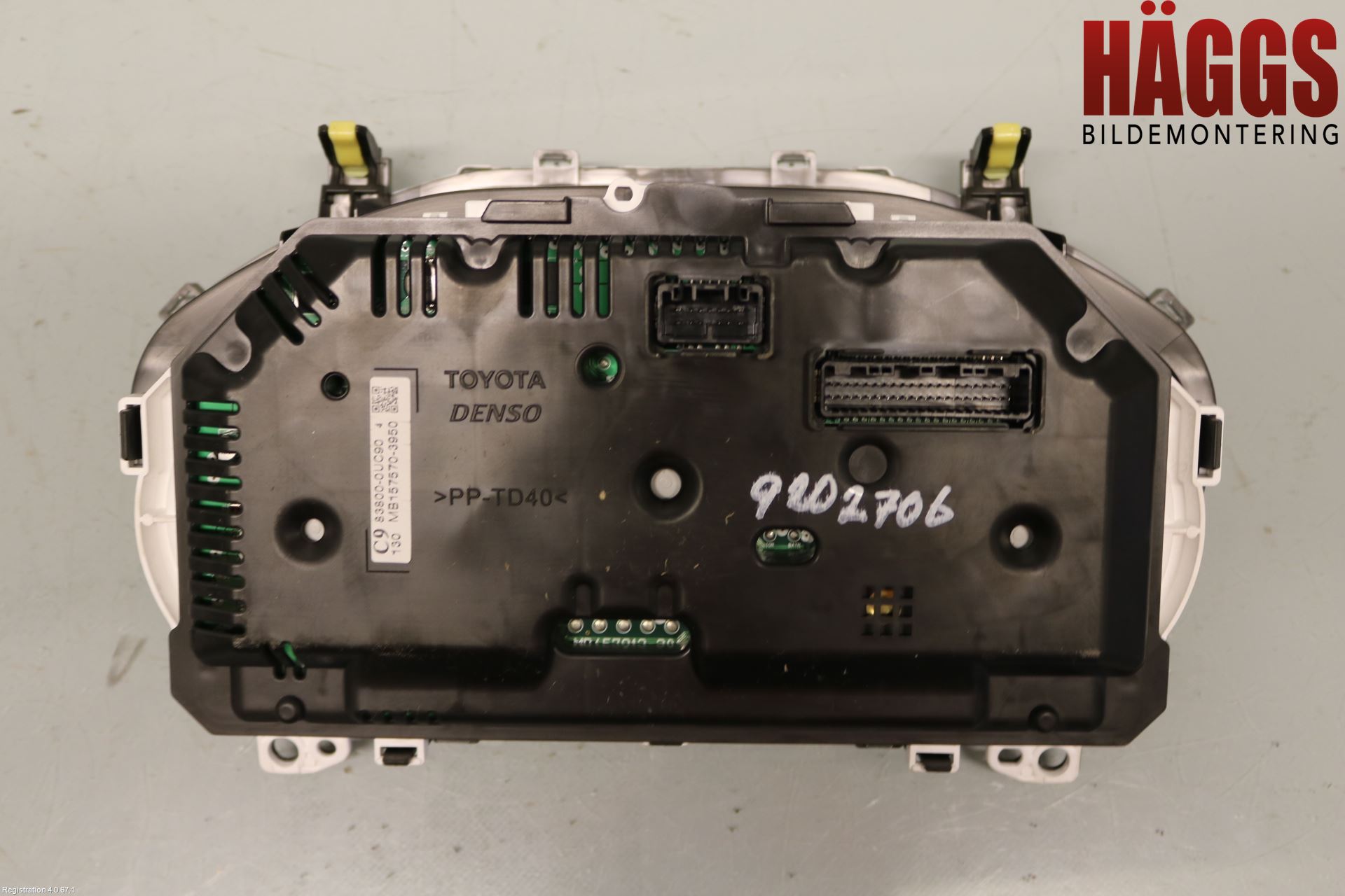 Toyota YARIS XP130 15-20 Instrument Komb
