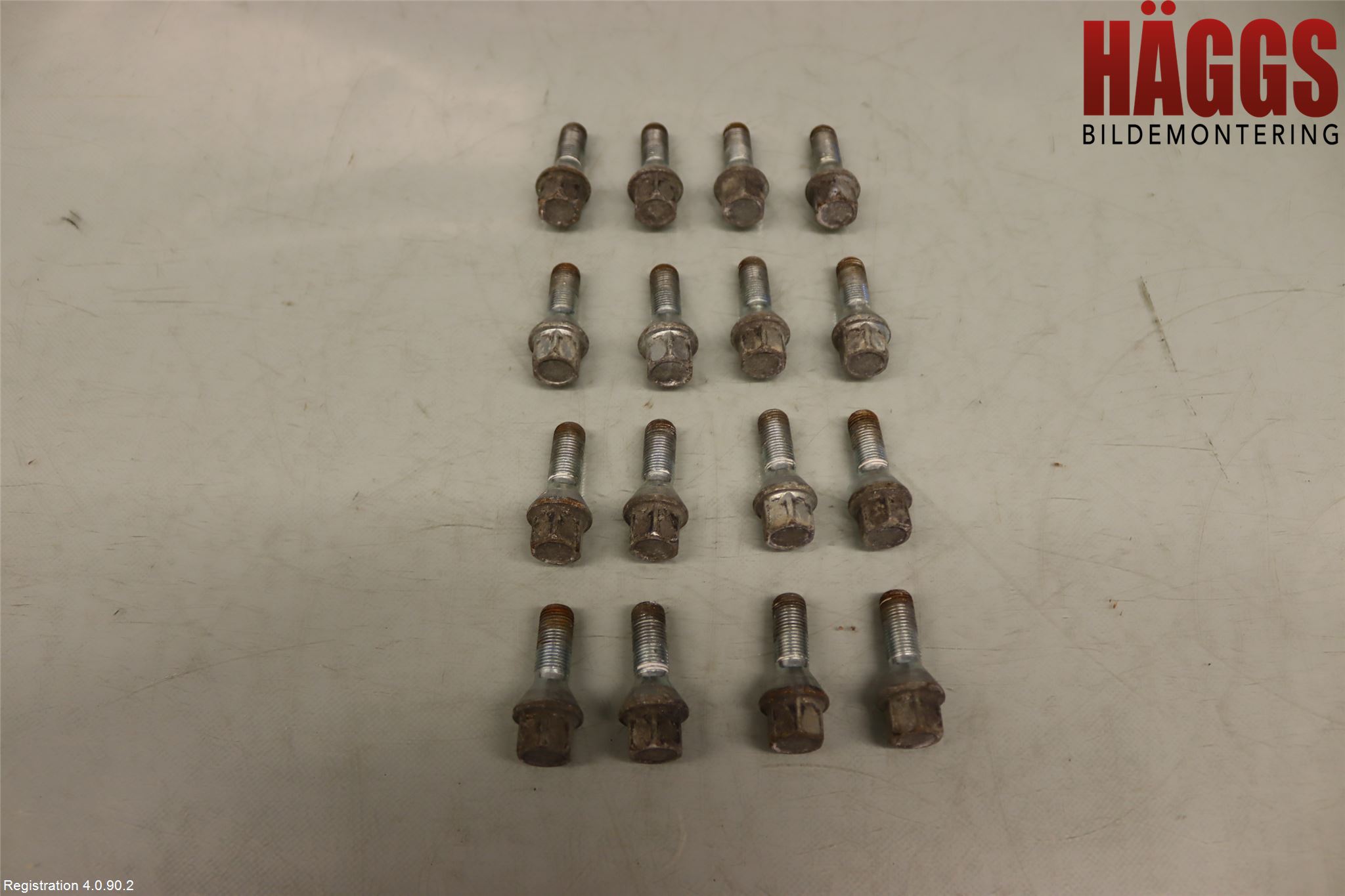 Fiat 500 07- Hjulmutter-Bult-Sats