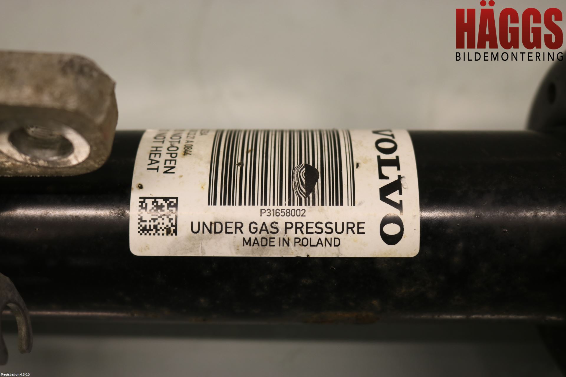 Volvo V90 17->> Fjäderben Fram Höger