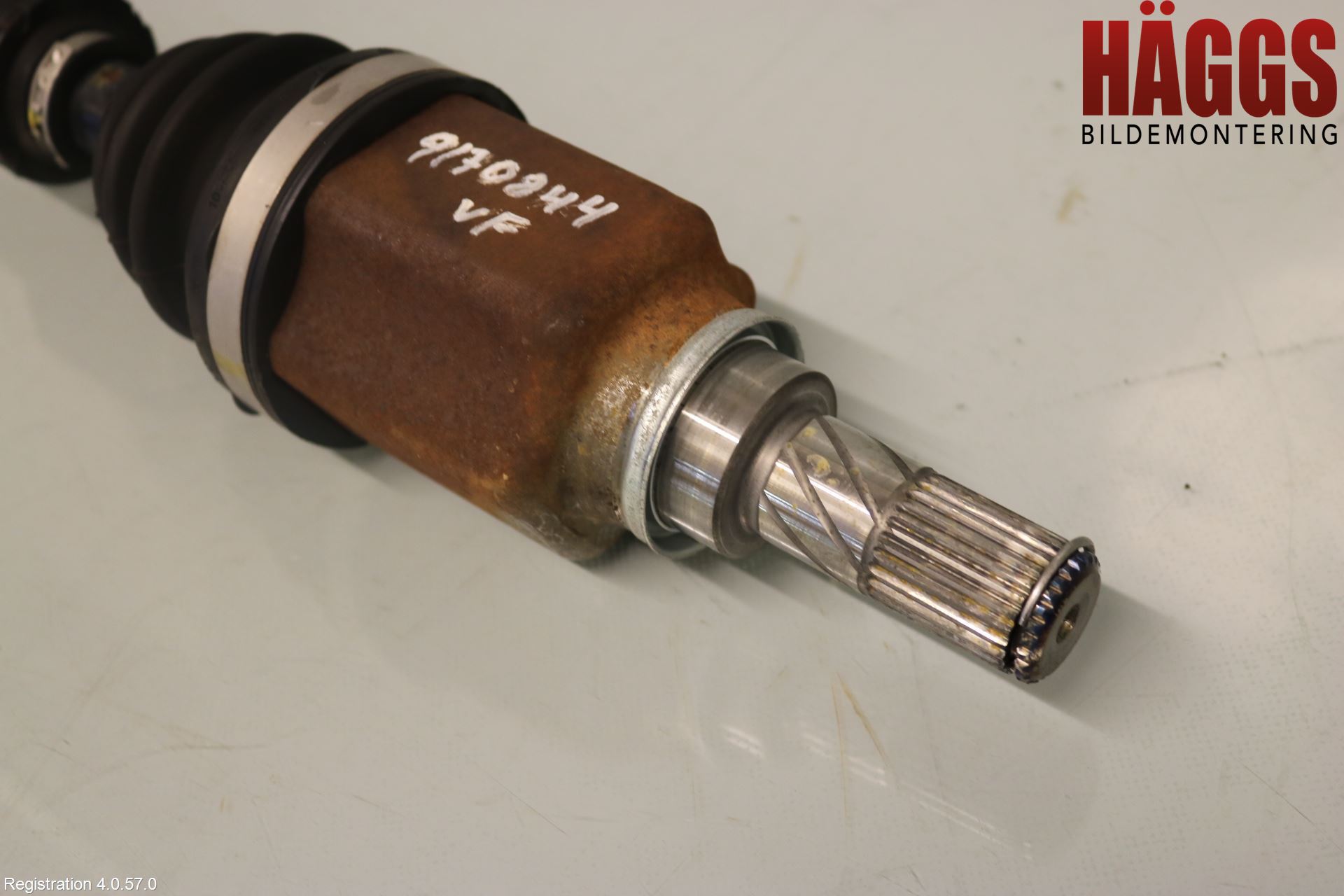Nissan JUKE 10-14 Drivaxel Fram Vänster