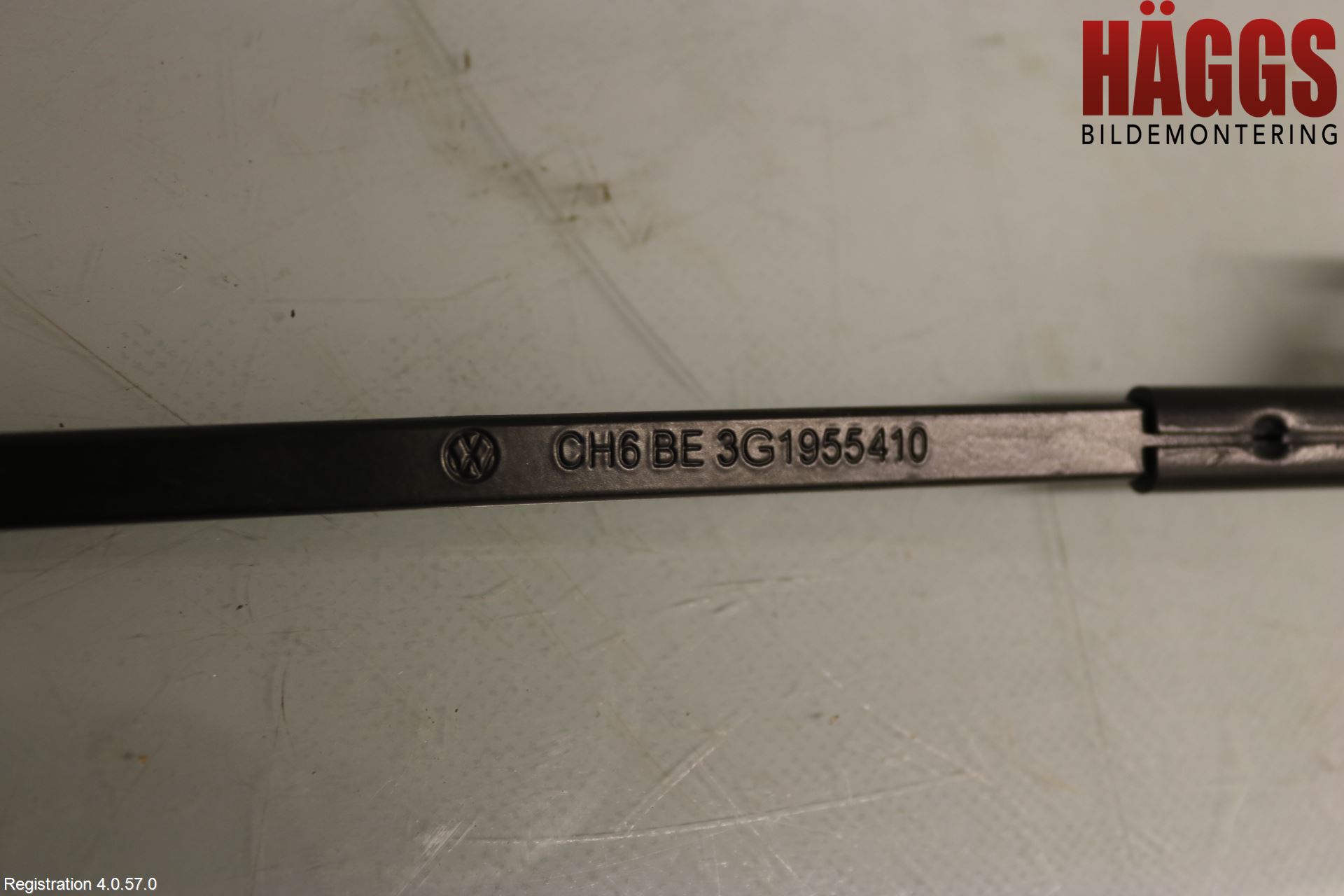 Volkswagen VW PASSAT 15-19 Torkararm Armar Vindruta