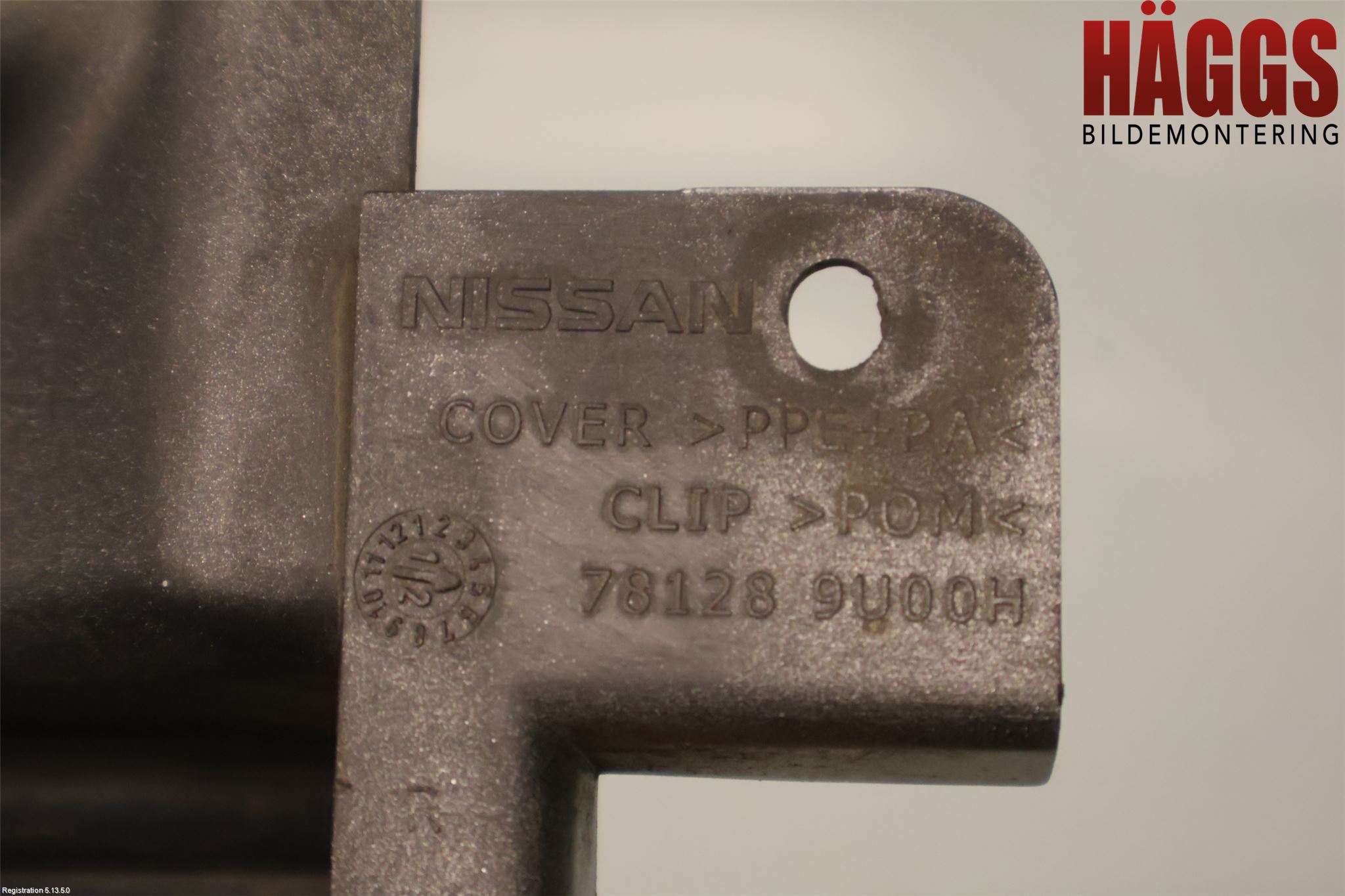 Nissan NOTE E11 06-14 Stötfångardel Bak Hö