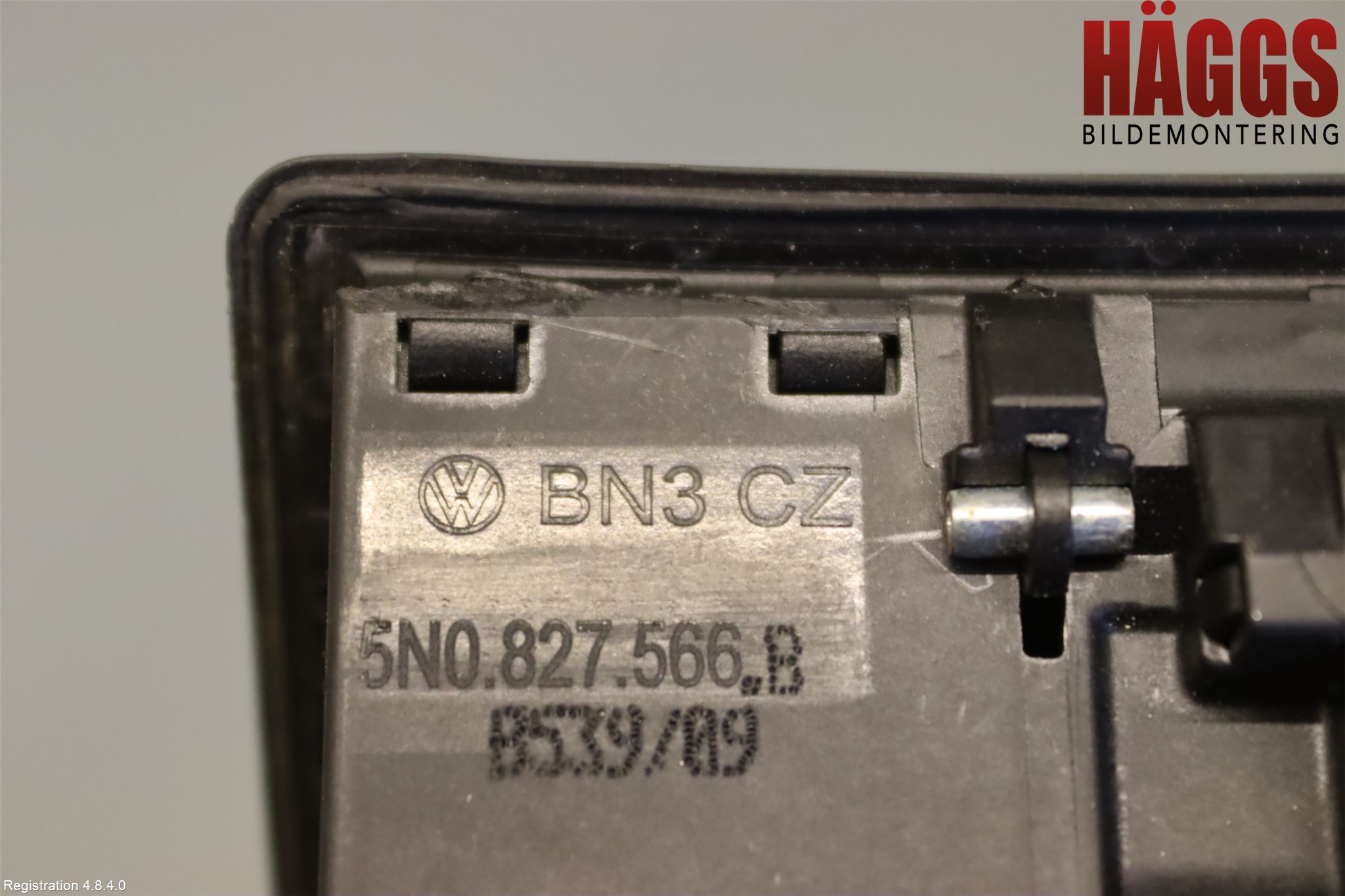 Audi A4 ALLROAD 09-16 Bakluckehandtag