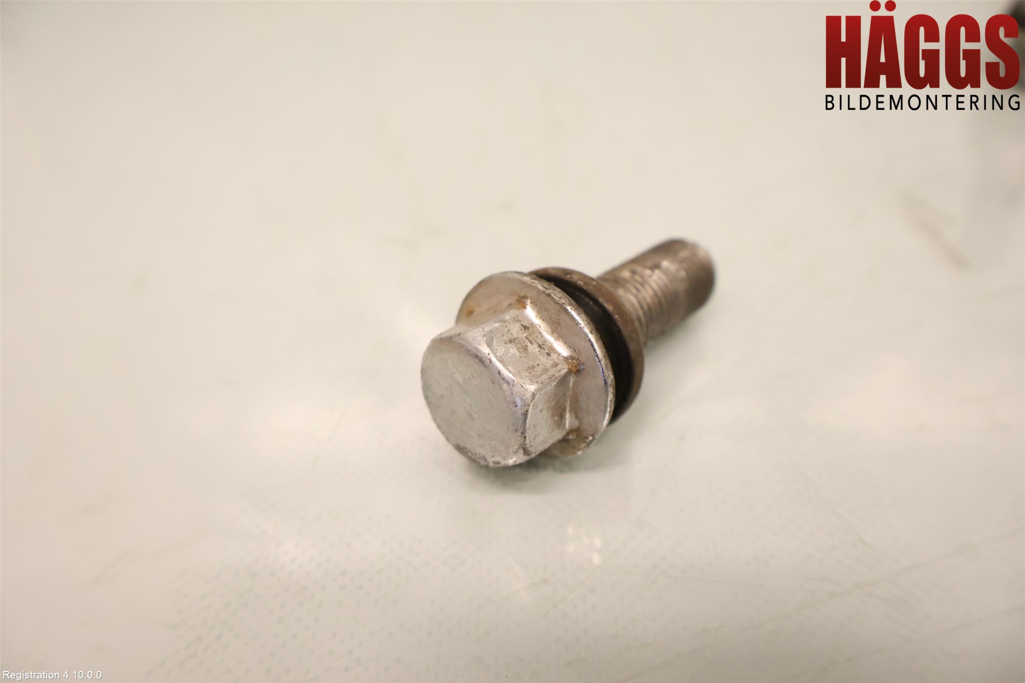 Volvo V60 11-13 Hjulmutter-Bult-Sats