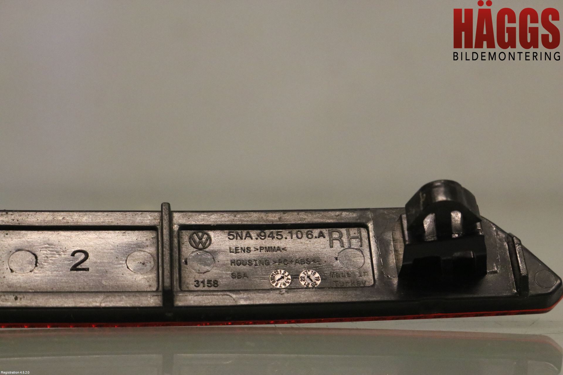 Volkswagen VW TIGUAN 16-24 Dimljus/Reflex Bak