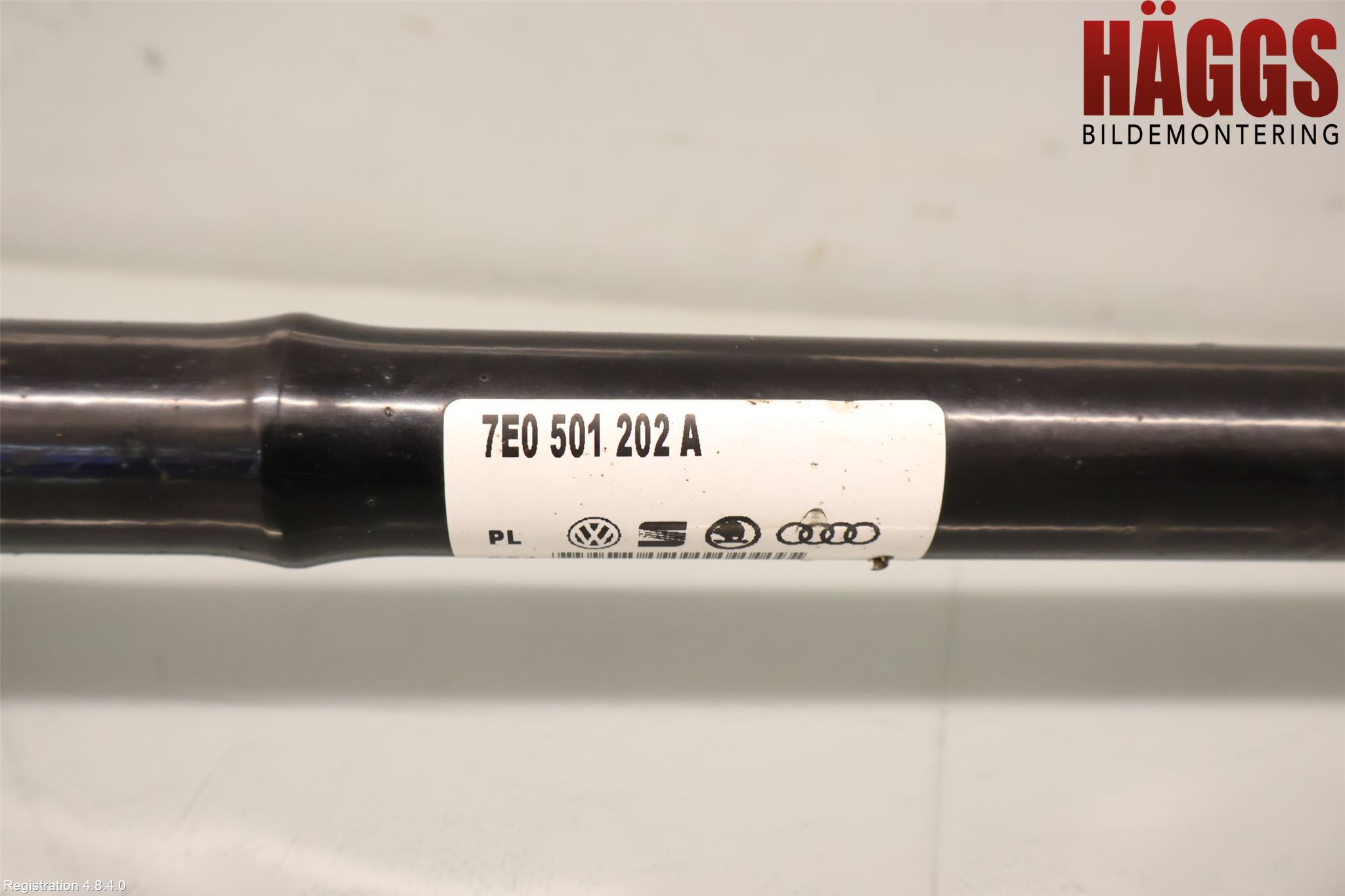 Volkswagen VW TRANSP/CARAVELLE (T6) 16-22 Drivaxel Bak Höger