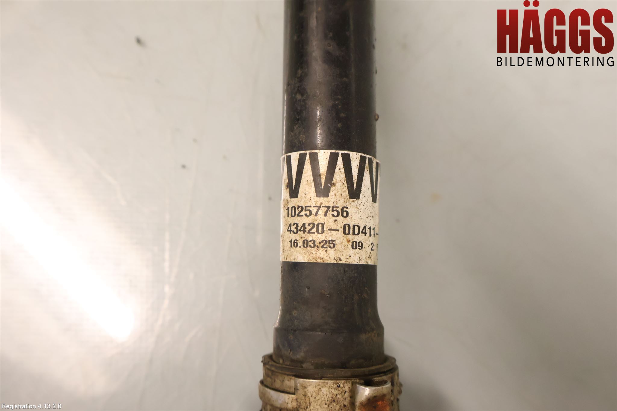 Toyota YARIS XP130 12-14 Drivaxel Fram Vänster