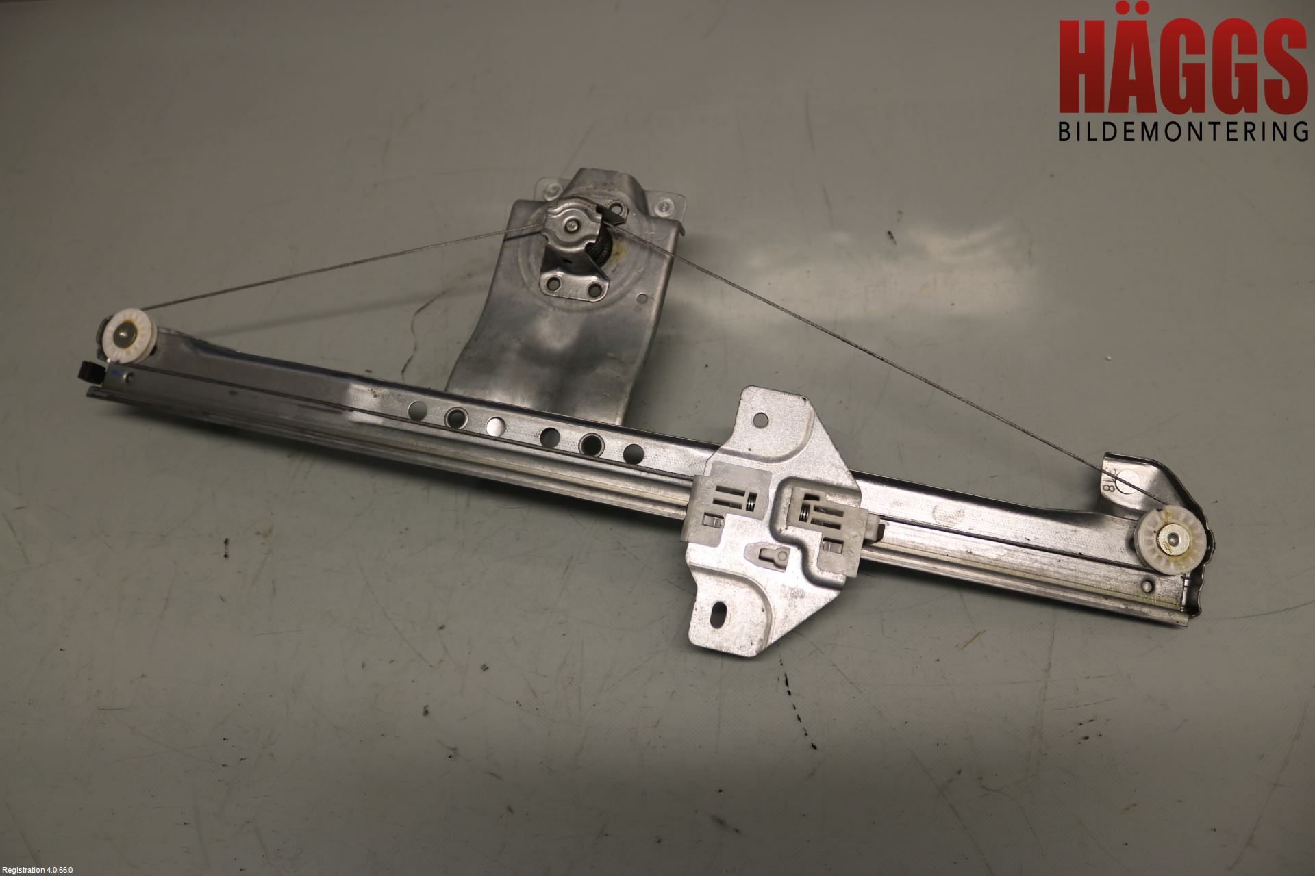 Dacia DOKKER 13- Fönsterhissmekanism