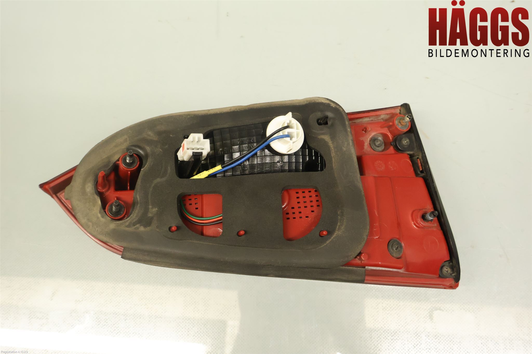 Hyundai SANTA FE 13-18 Bakljus Lucka Hö