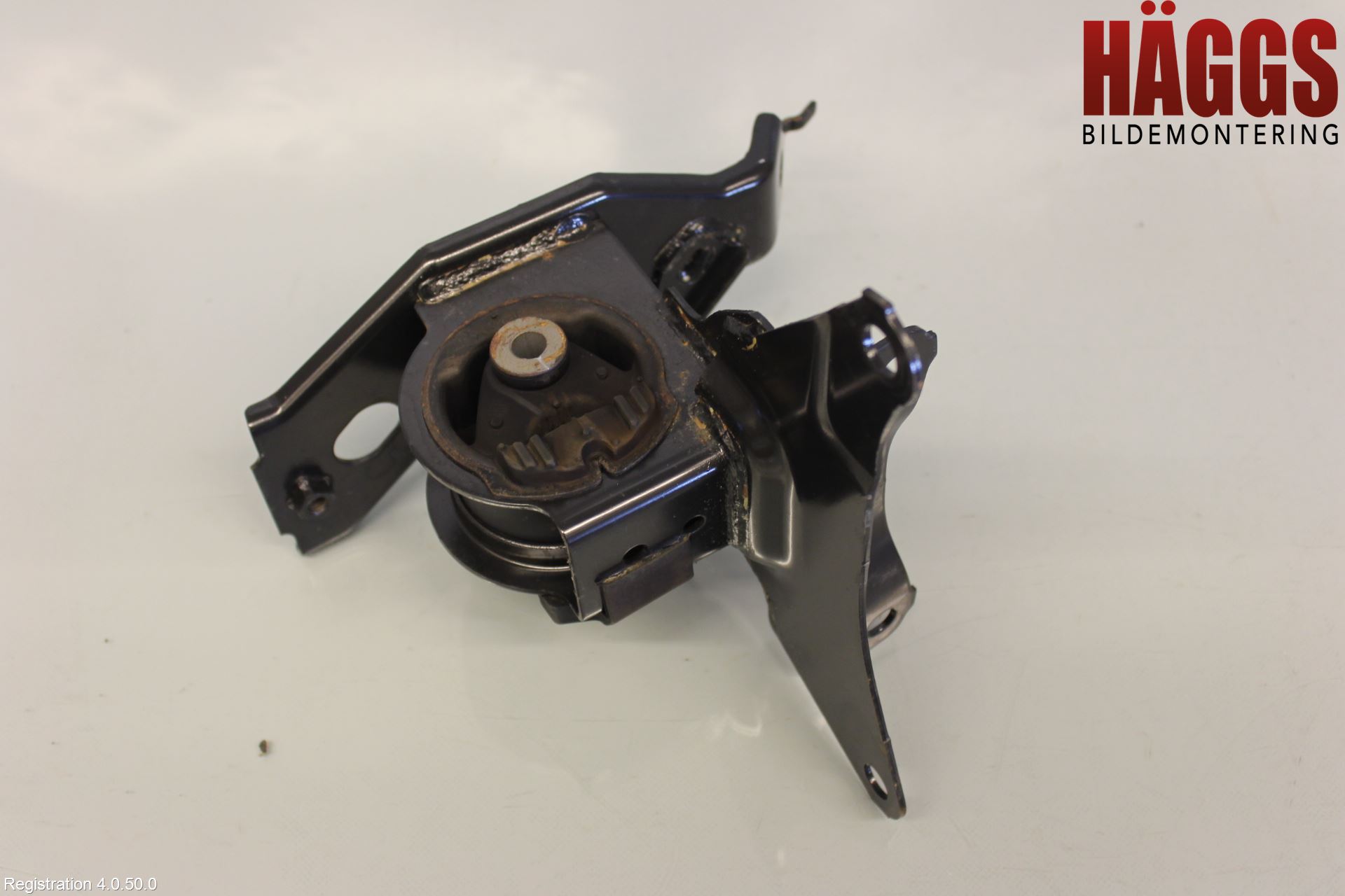 Toyota YARIS XP130 15-20 Motorkudde