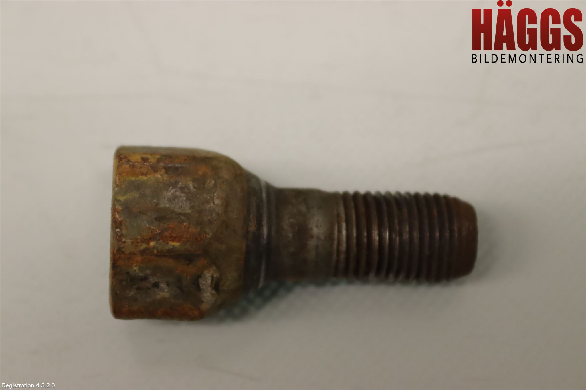 Iveco DAILY 14->> Hjulmutter-Bult-Sats