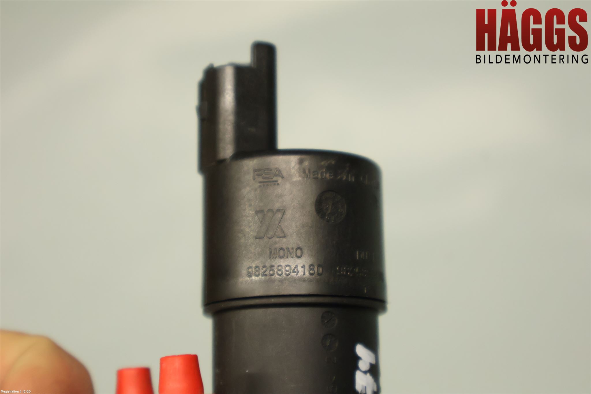 Peugeot 2008/E-2008 20- Spolarpump Vindruta