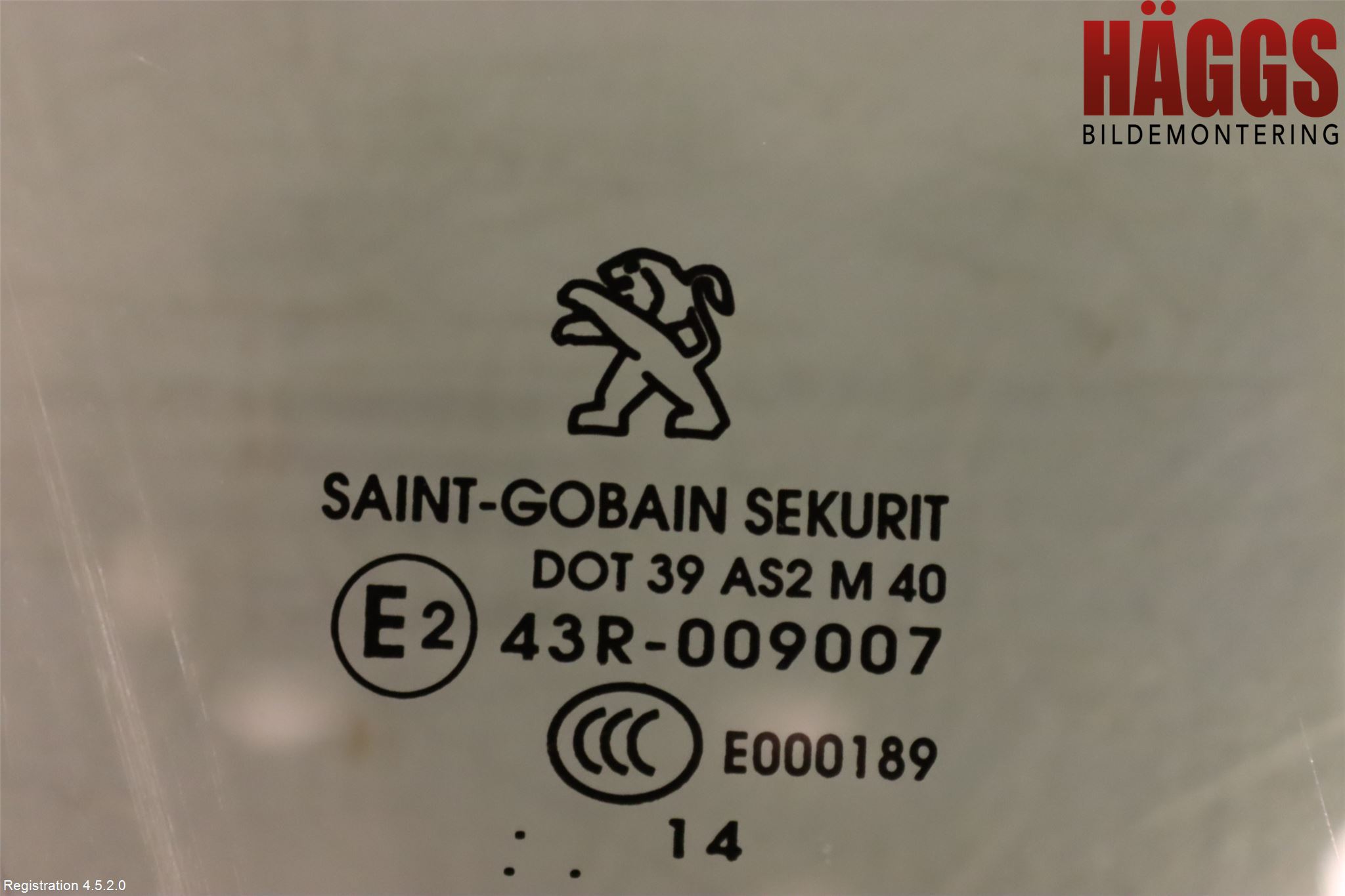 Peugeot 308 14-21 Dörruta Fram Höger