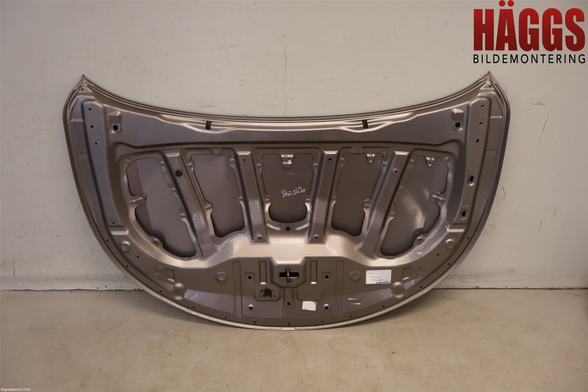 Toyota AVENSIS 09-15 Huv Fram