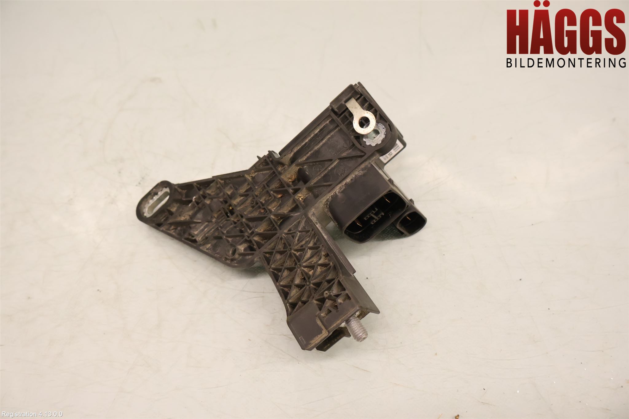 BMW 3 F30/F31/F80 12-19 Batterikabel