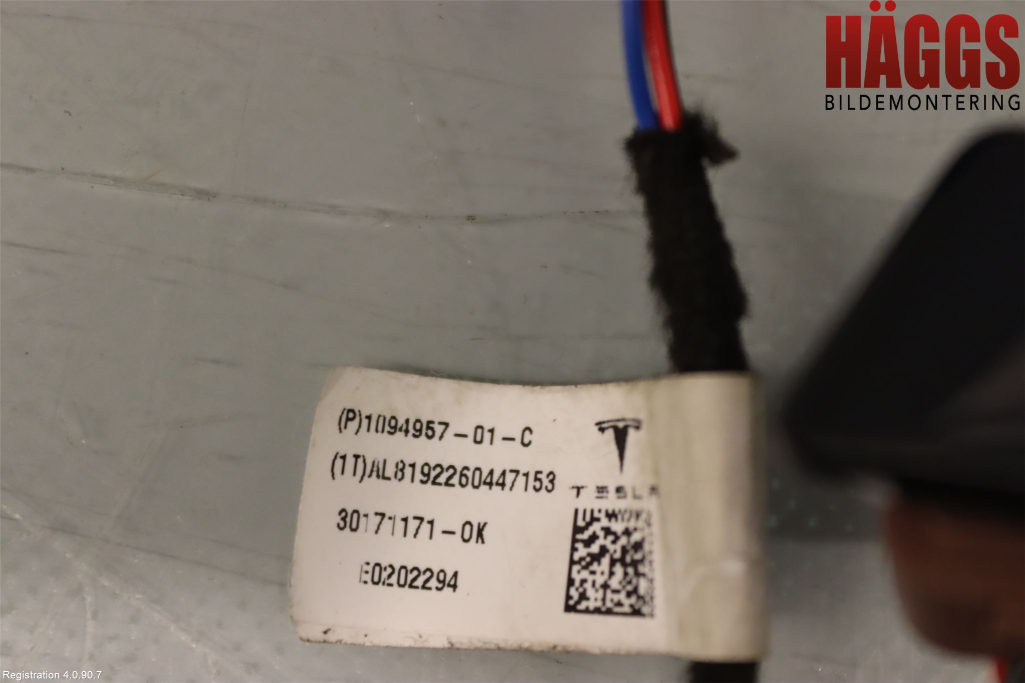 Tesla MODEL 3 17- Strömställare Centrallås