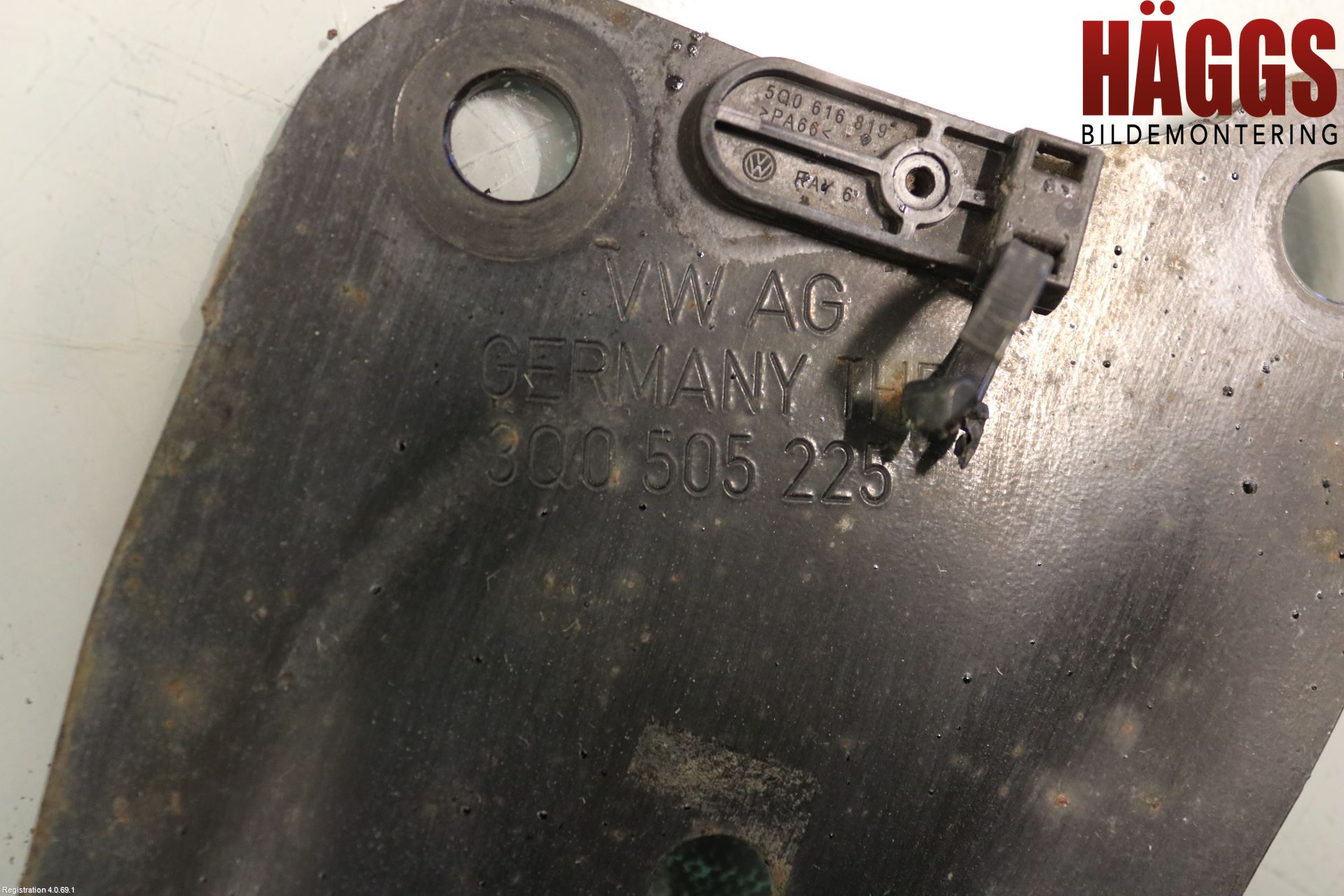 Volkswagen VW PASSAT 15-19 Bärarm Bak Vänster
