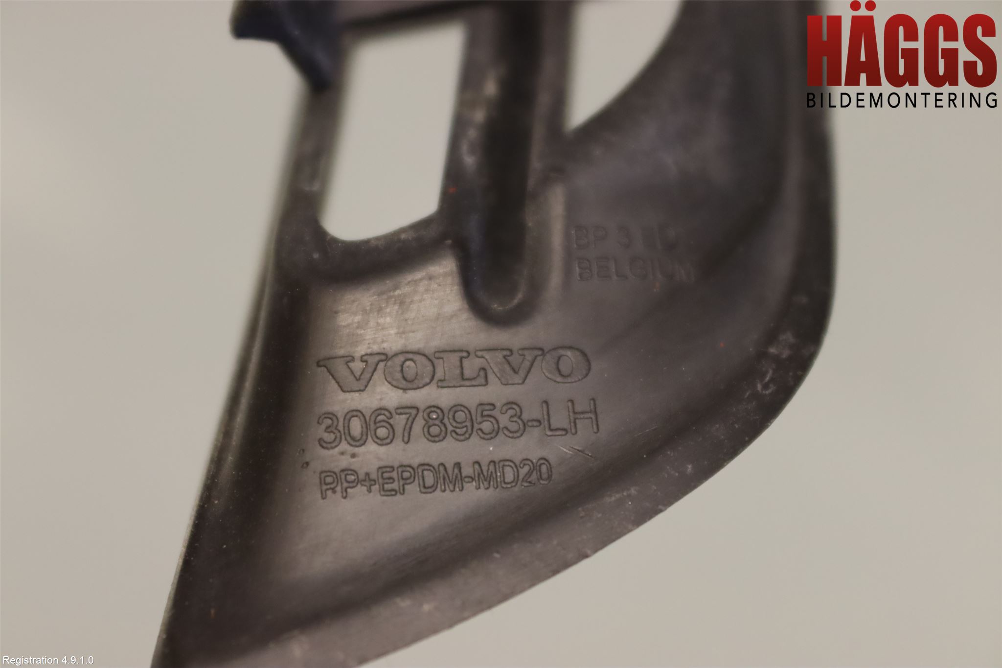 Volvo XC90 07-14 Grilldel Vänster