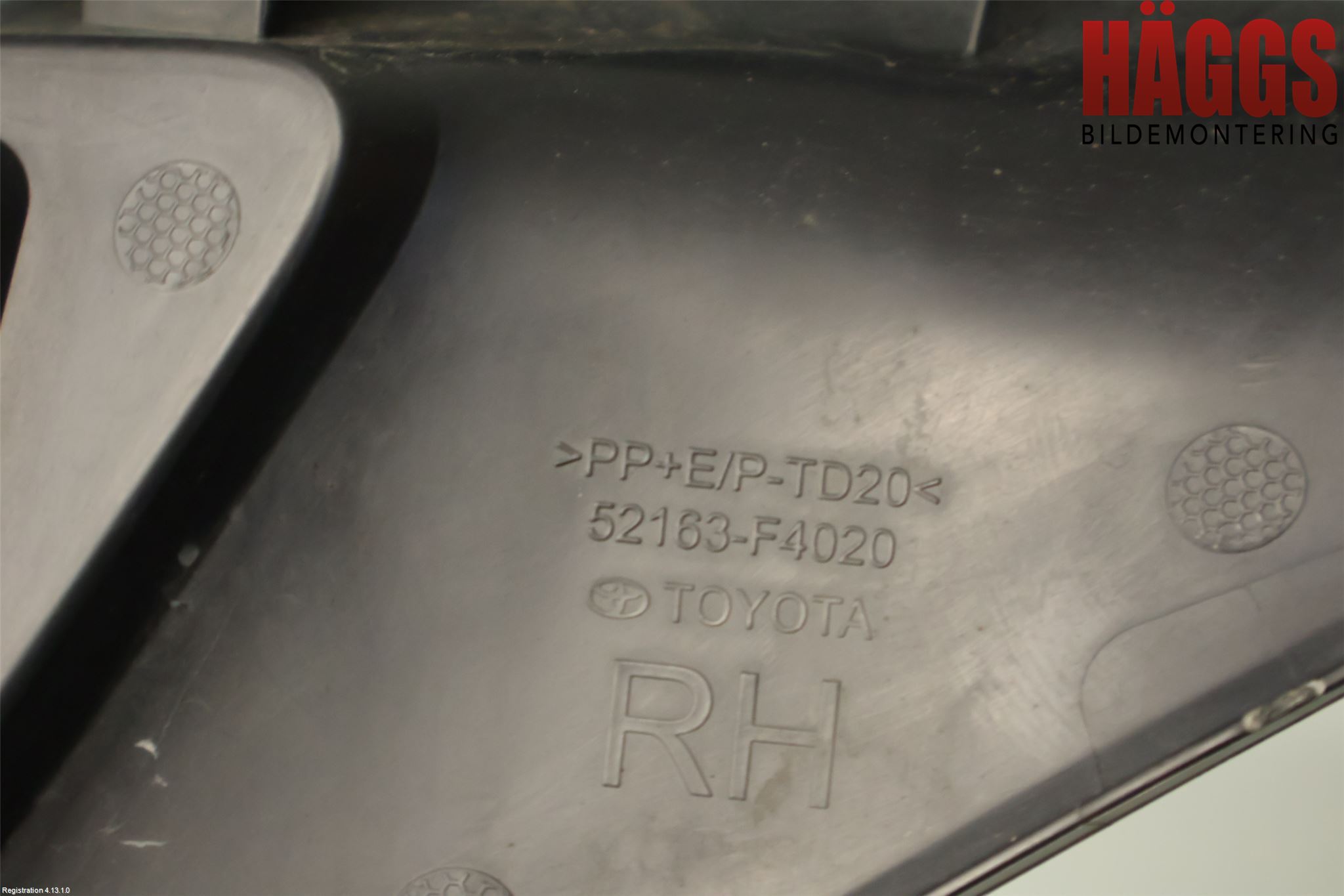 Toyota C-HR 16-23 Stötfångardel Bak Hö