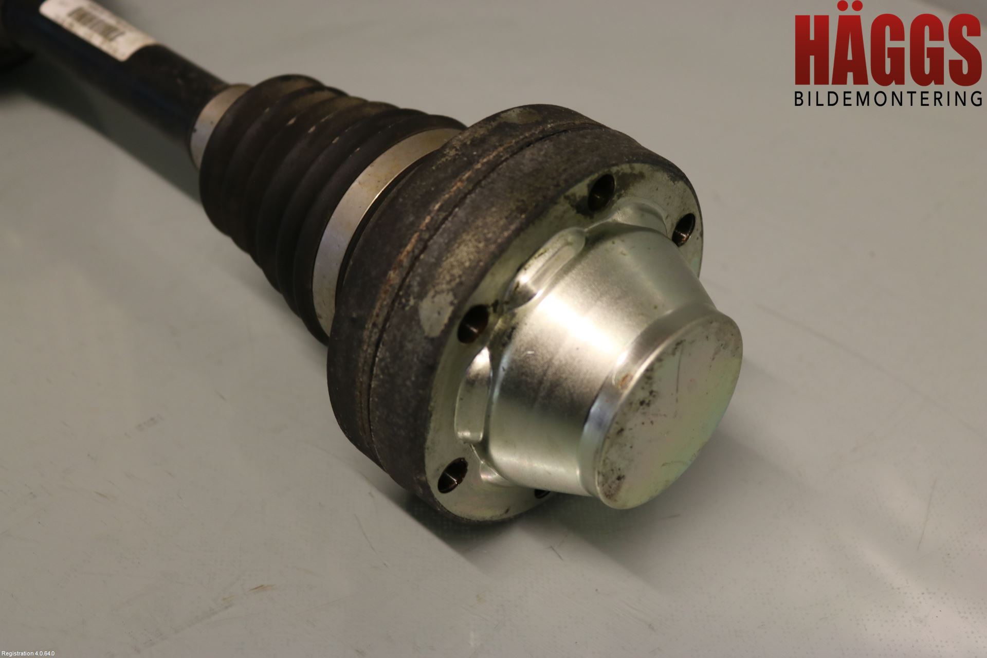 Porsche CAYENNE 03- Drivaxel Fram Vänster