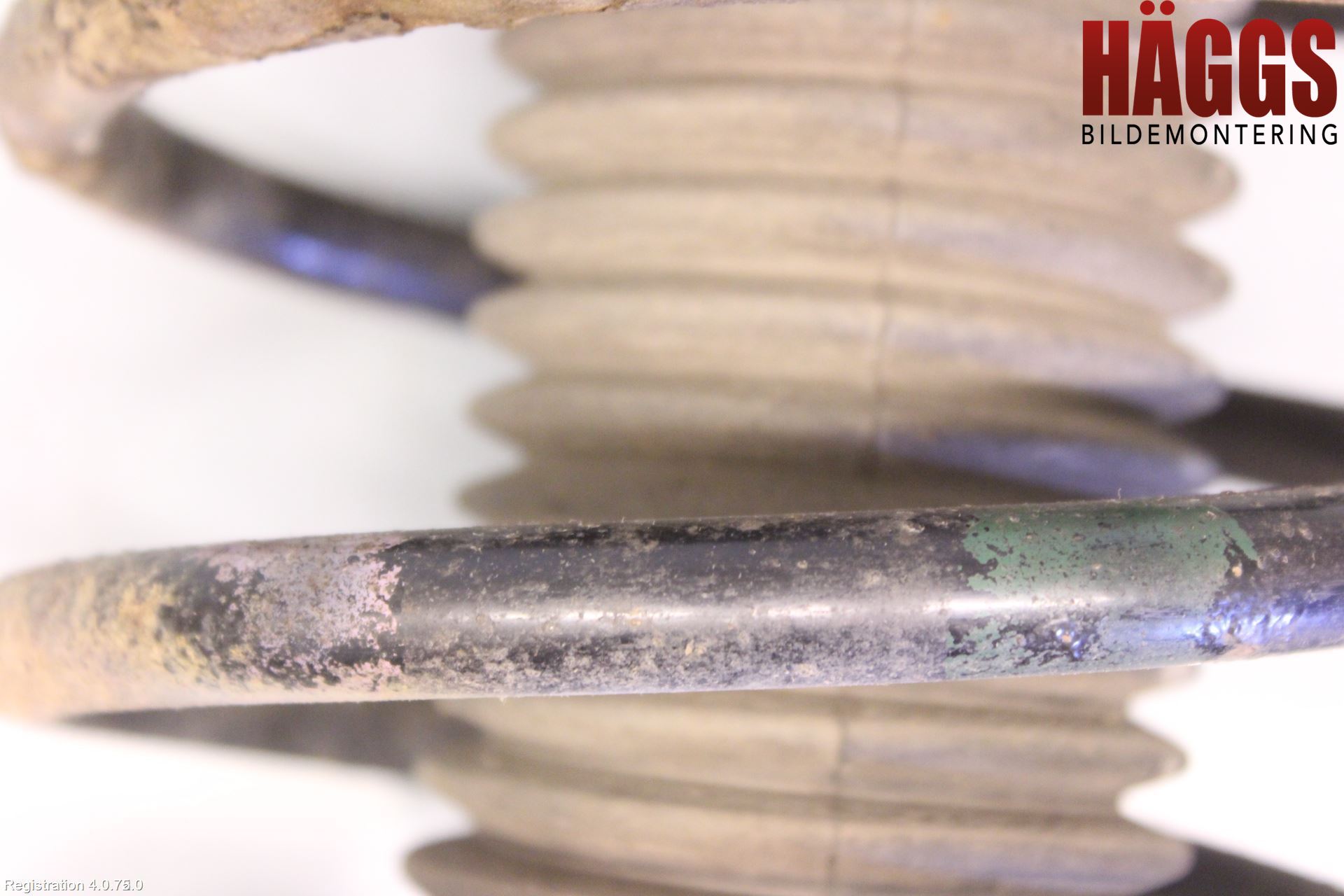 Mazda 323 99-03 Fjäderben Fram Vänster