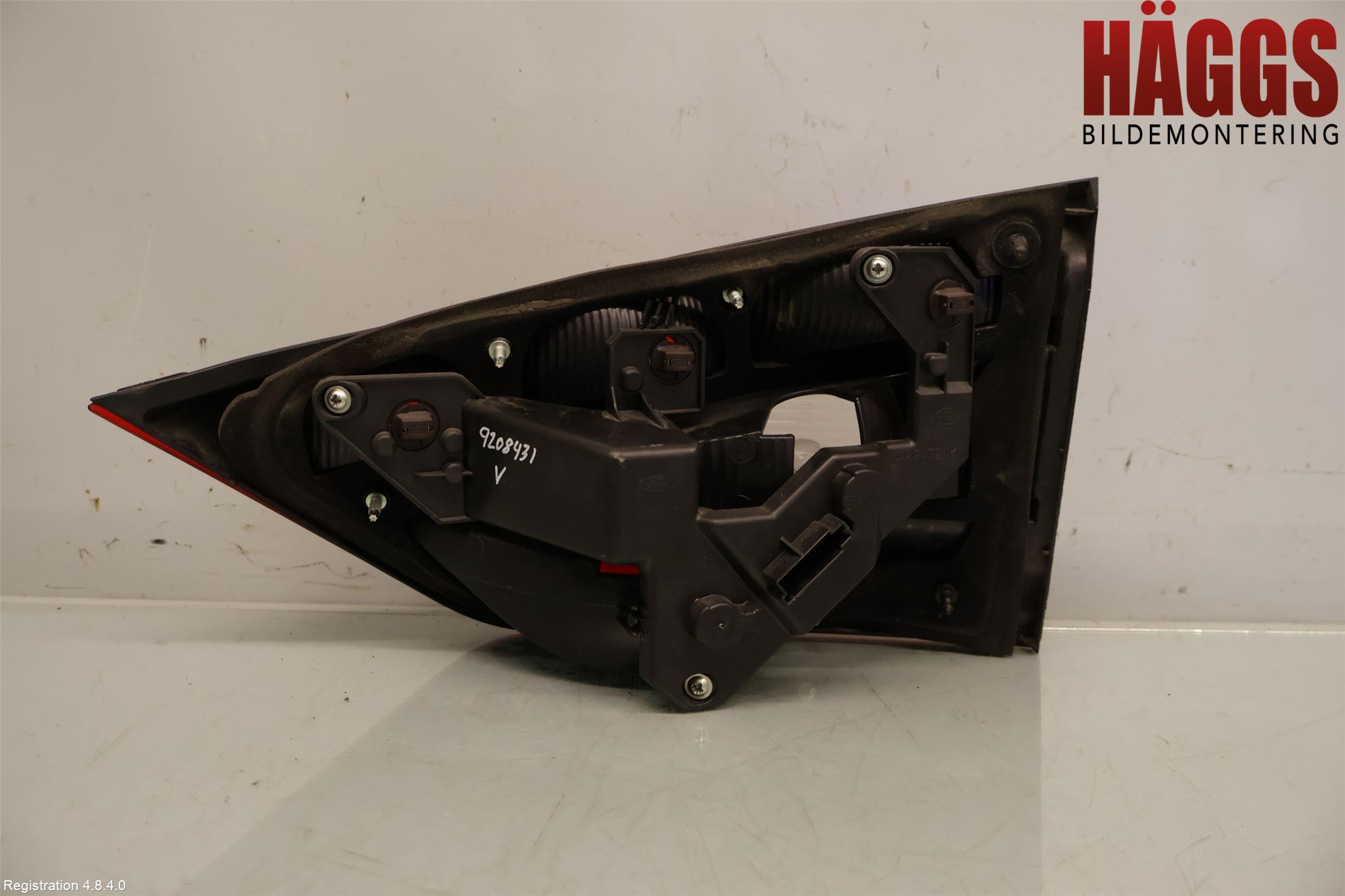 Ford GALAXY 06-15 Bakljus Lucka Vä