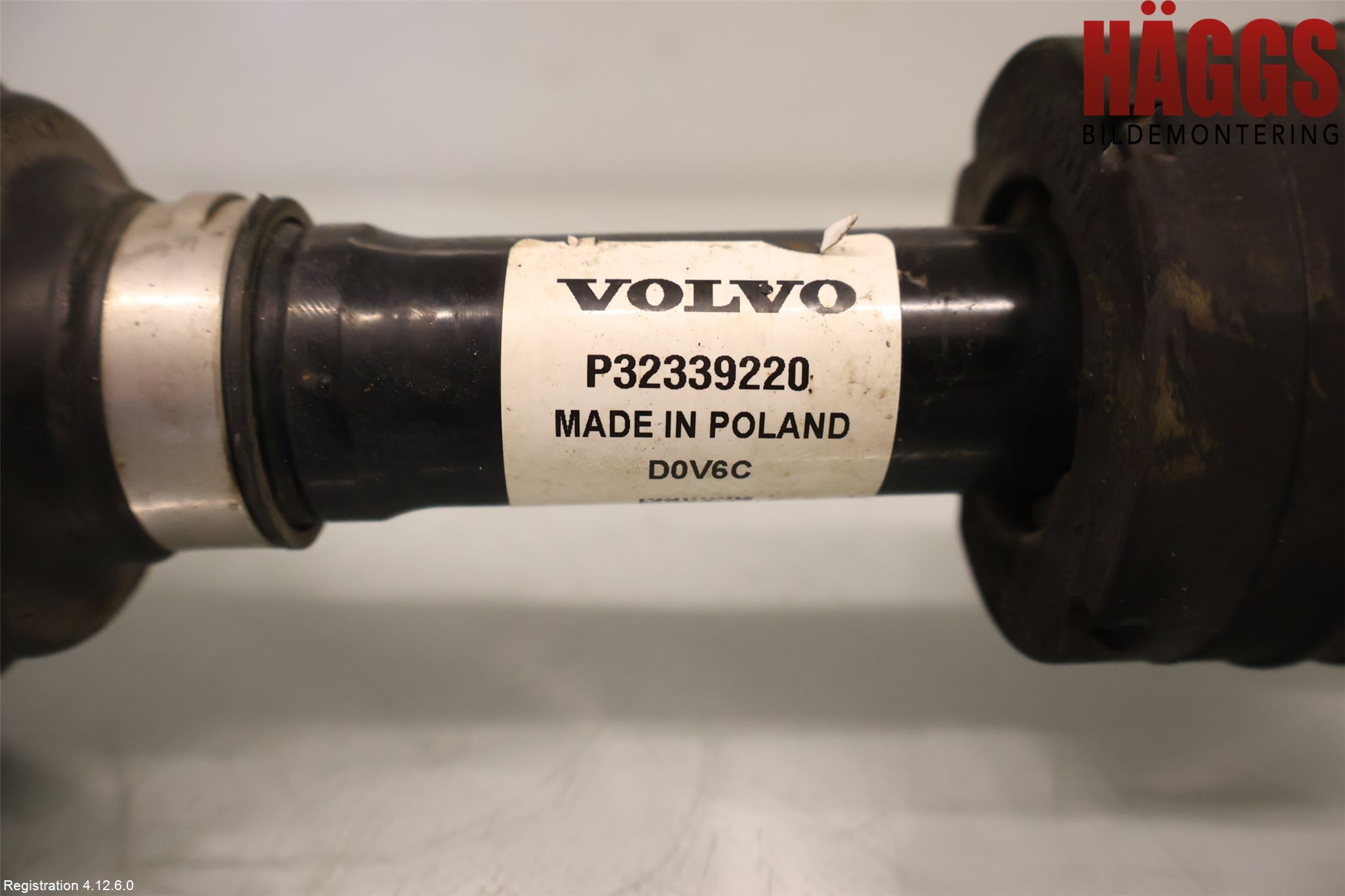 Volvo V60 CROSS COUNTRY 19- Drivaxel Fram Vänster