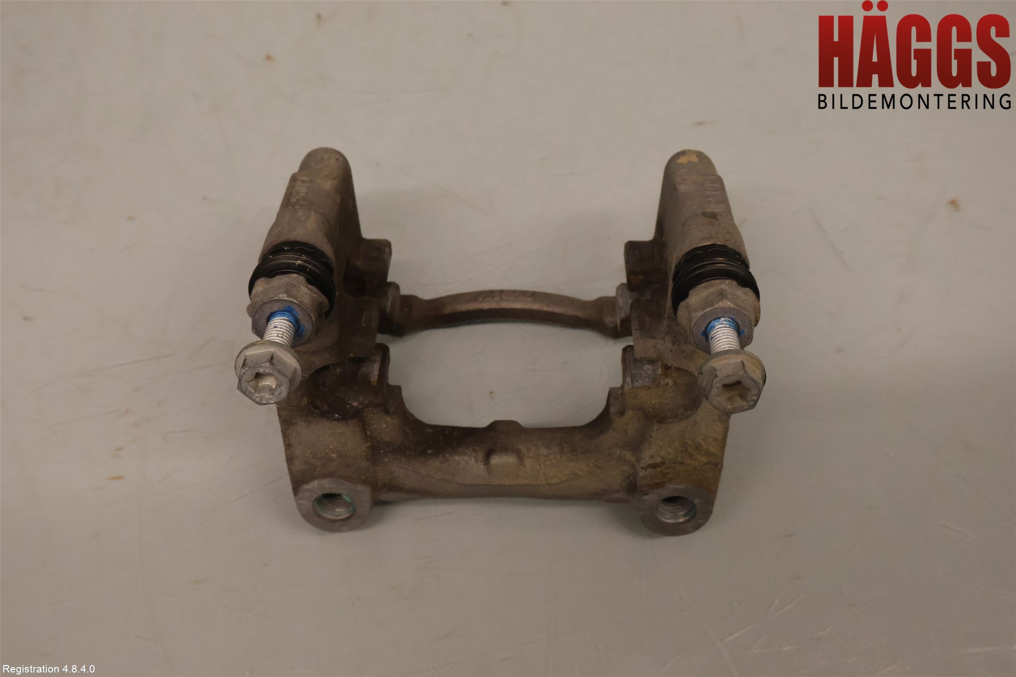 Citroen C4/E-C4 C4X/E-C4X III 21- Bromsokshållare