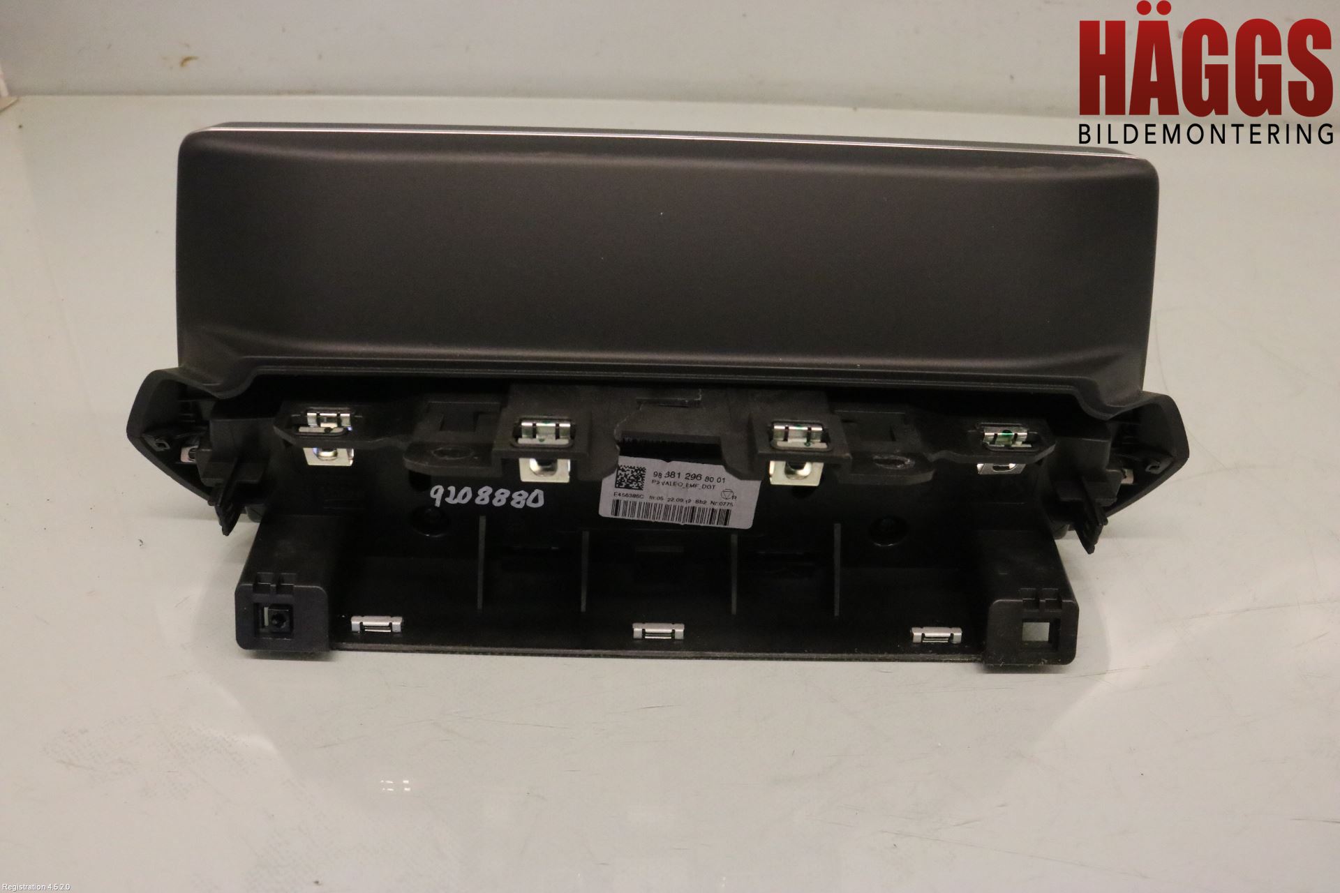 Peugeot 2008/E-2008 20- Multifunktionsdisplay