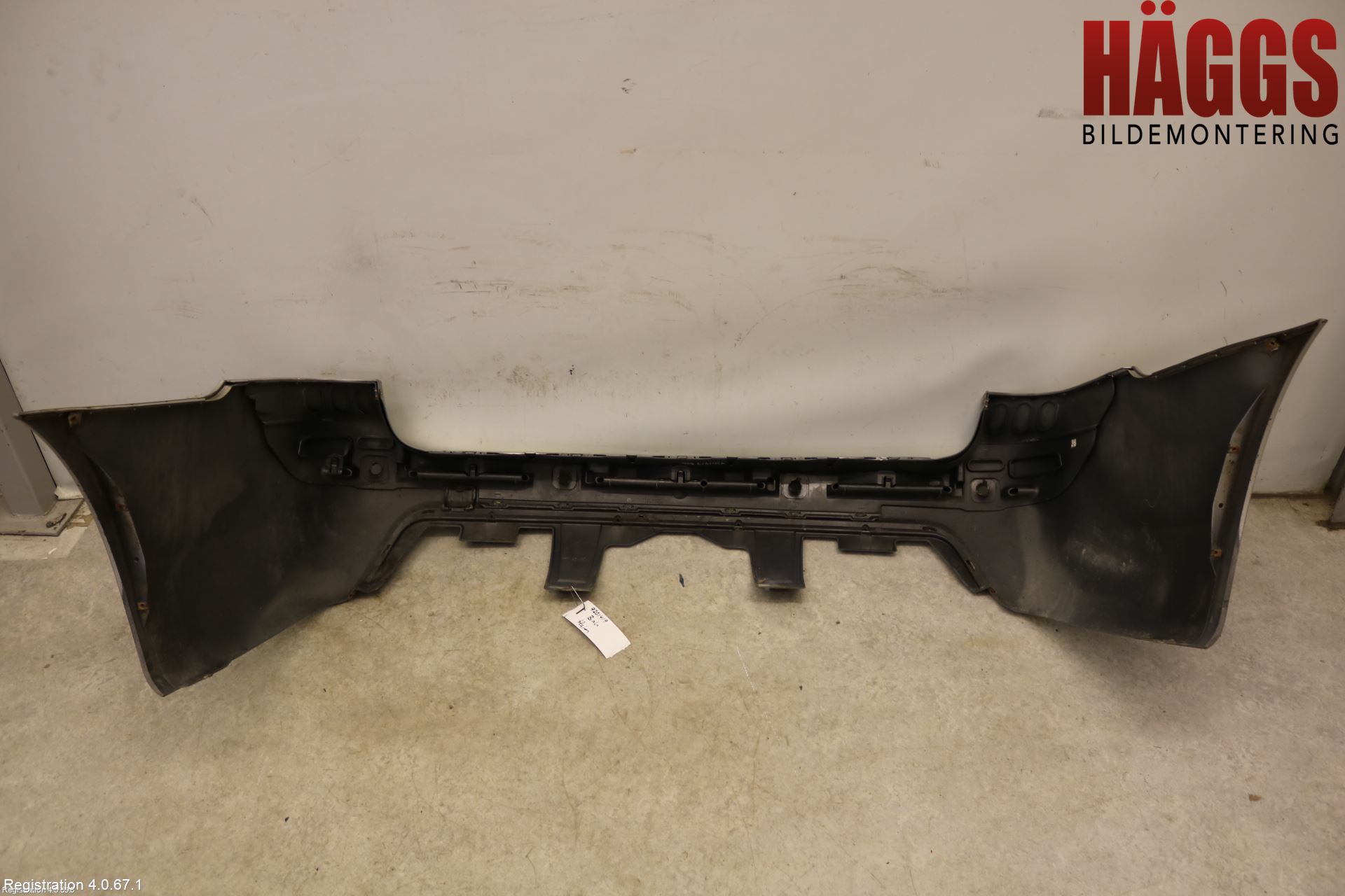 BMW 5 E60/61 Sed/Tou 02-10 Stötfångarbeklädnad Bak