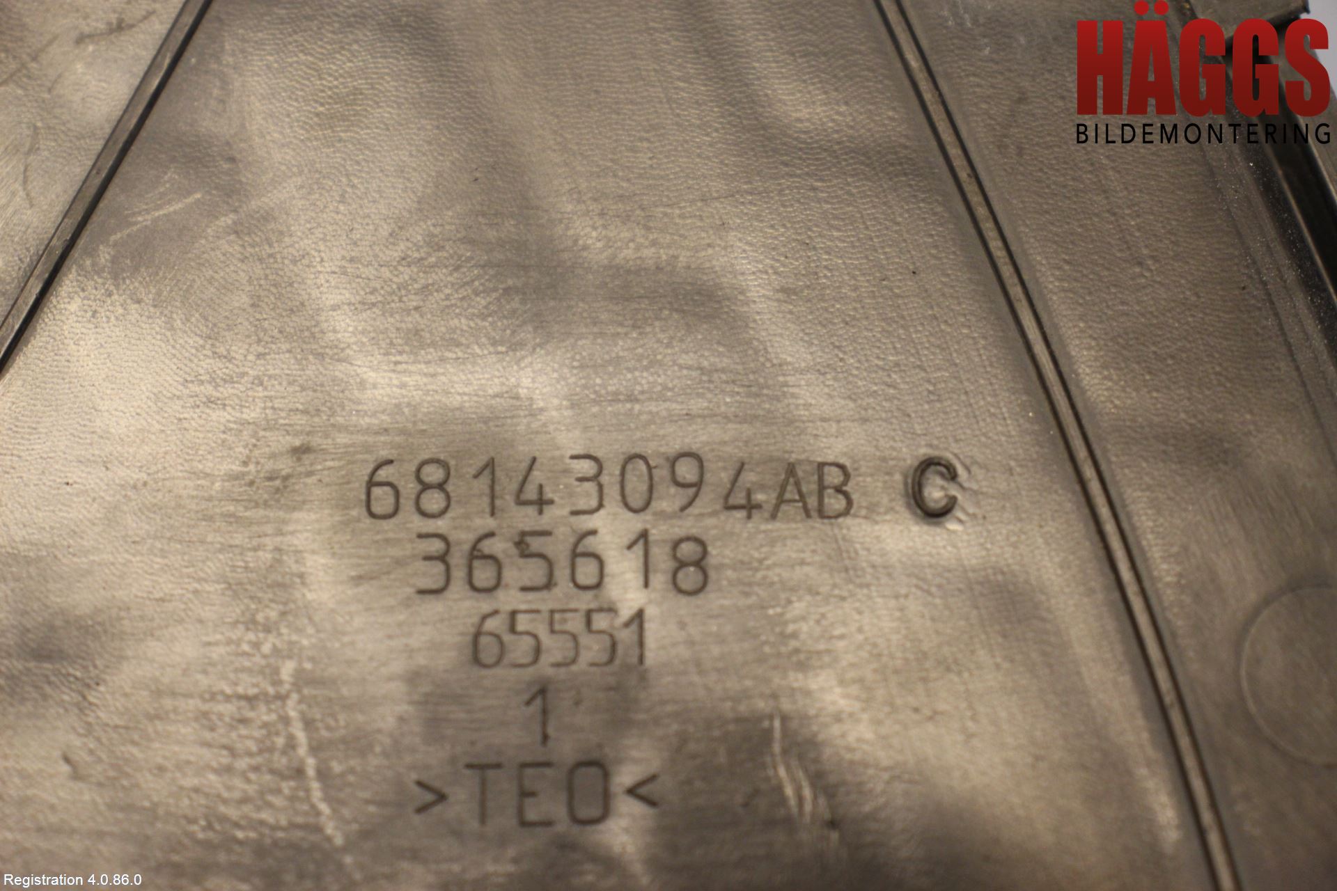 Jeep GRAND CHEROKEE 10-20 Grilldel Höger