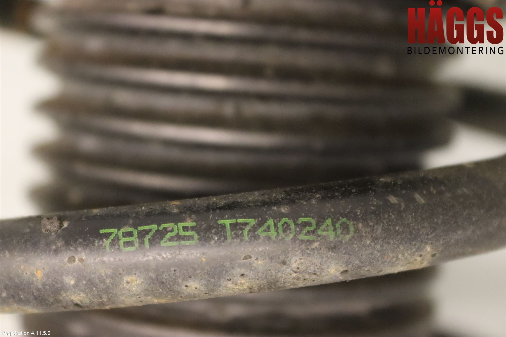 Volkswagen VW PASSAT 05-11 Fjäderben Fram Höger